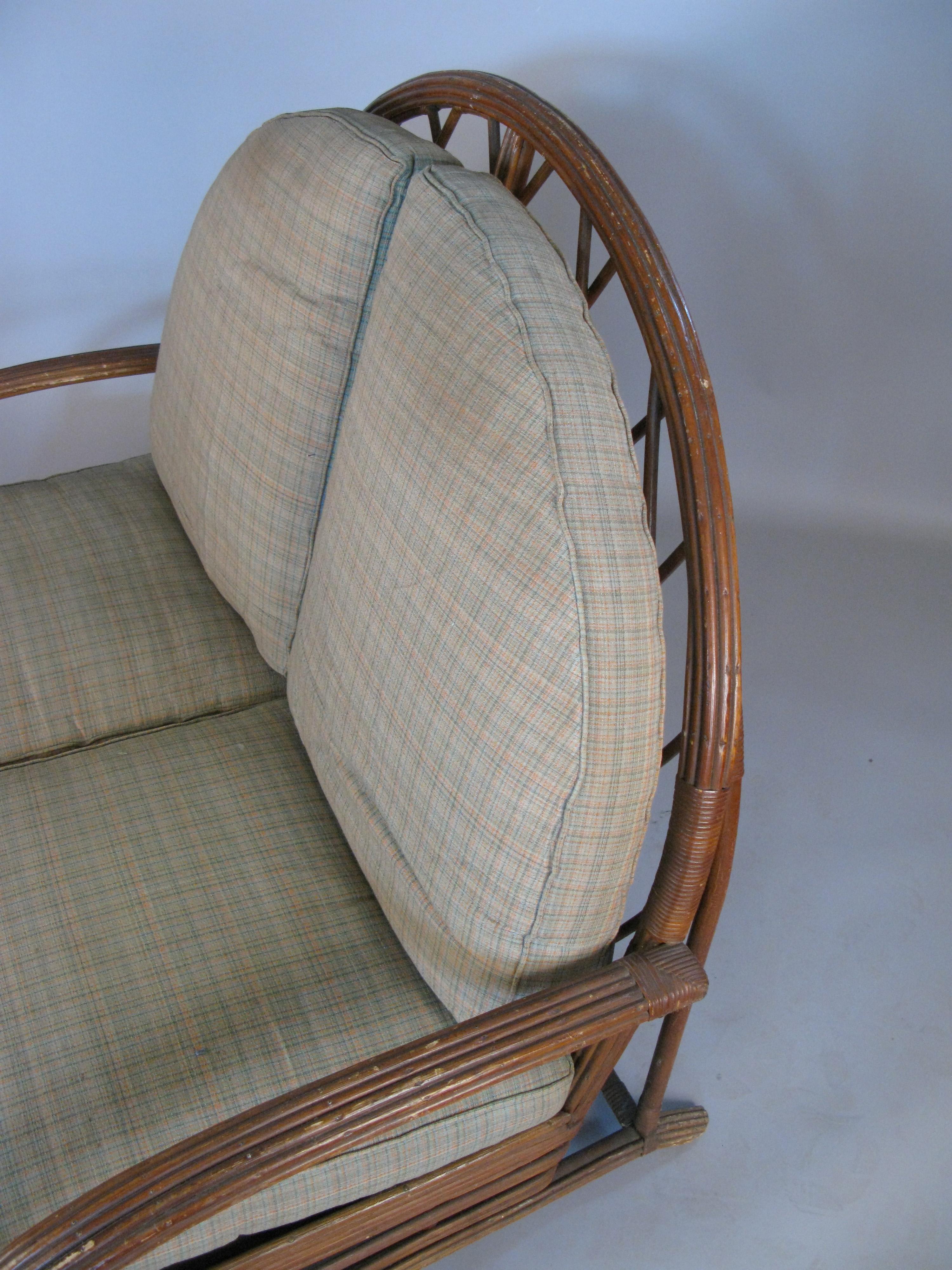 Rare Antique 1940s Arch Top Rattan Settee by Heywood Wakefield 1