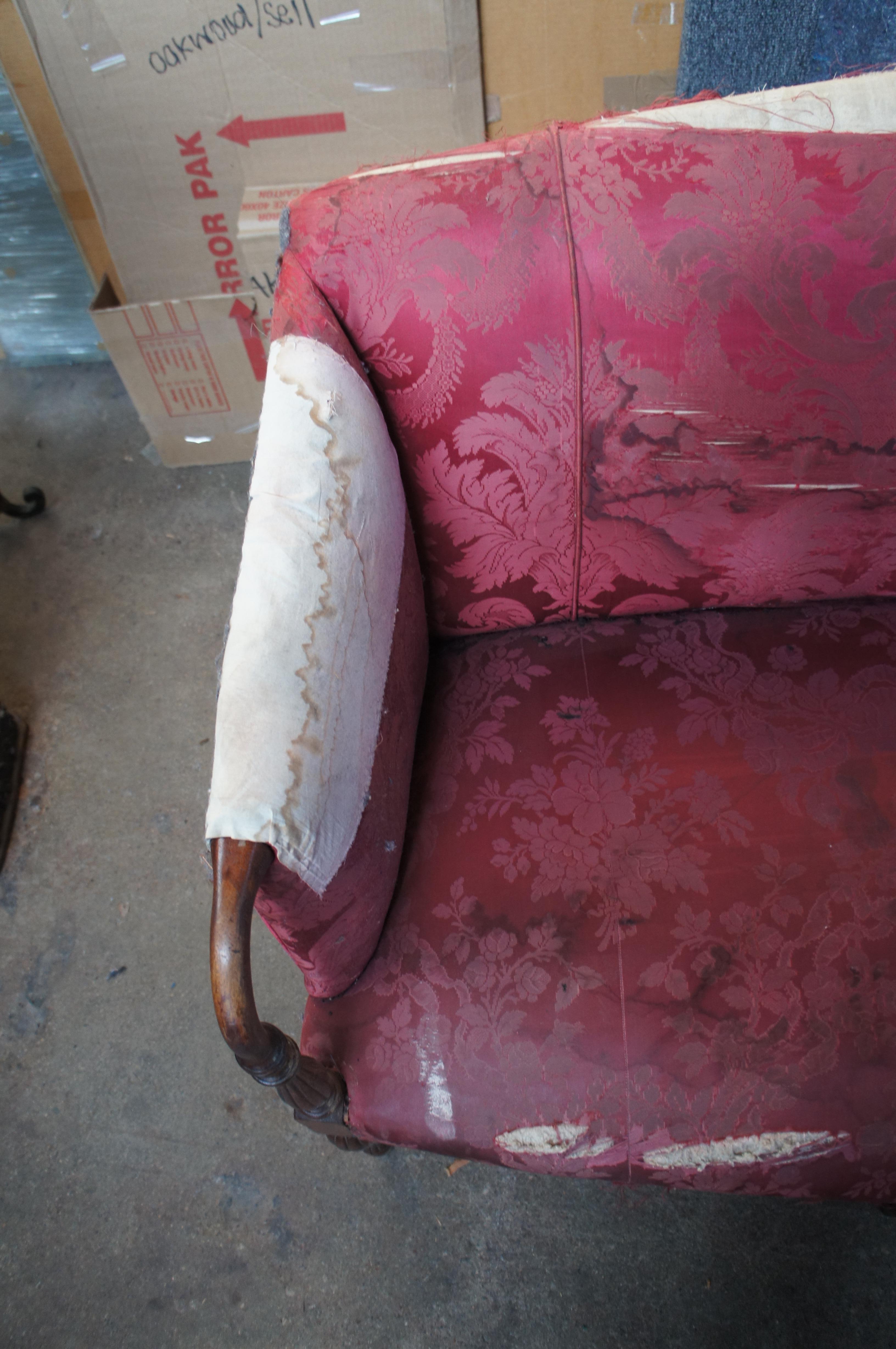 Seltenes antikes geschnitztes amerikanisches Federal Mahagoni-Sofa-Sessel aus dem 19. Jahrhundert im Angebot 4