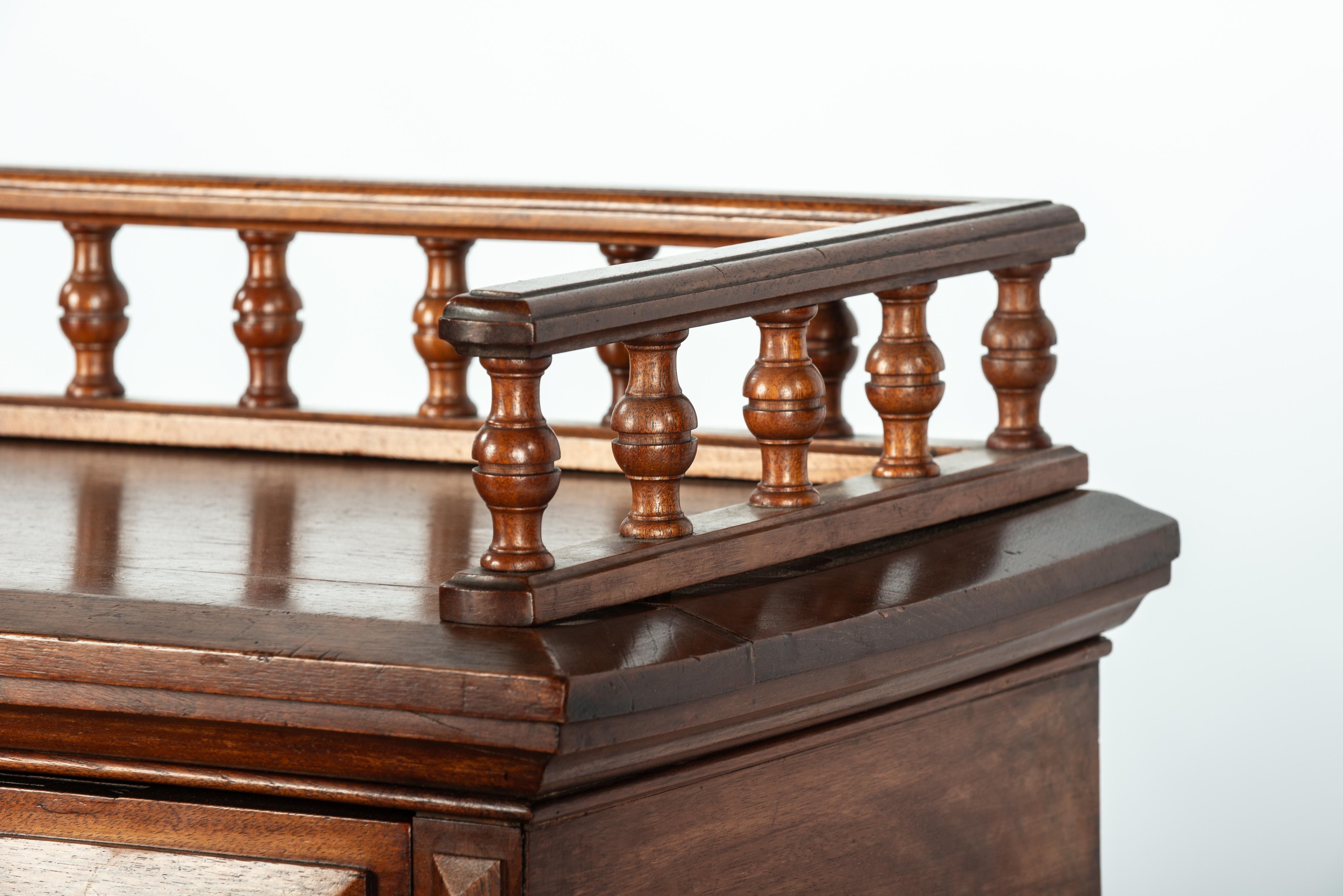 Seltene antike holländische Honey-Farbe aus dem 19.  classic Zylinder-Schreibtisch  im Angebot 6