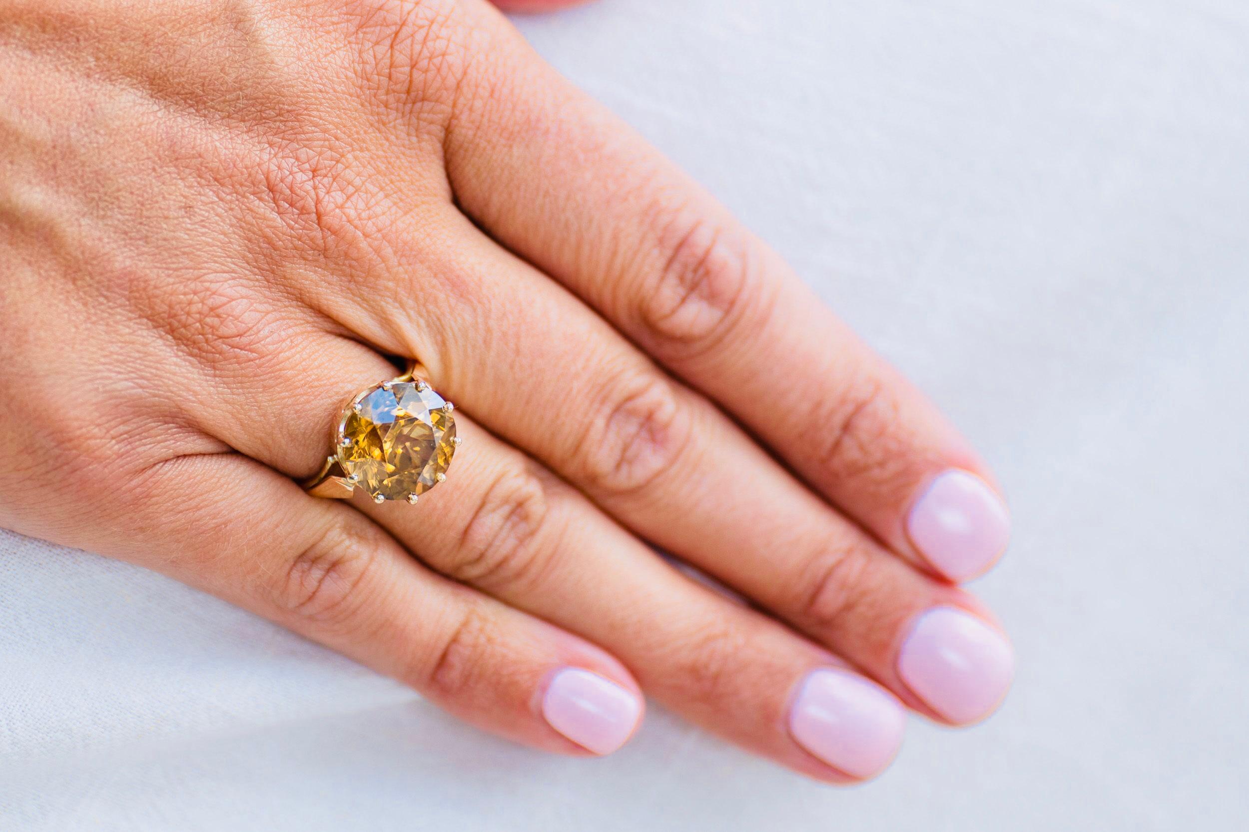 Women's Rare Antique, Art Deco, Natural 15 Carat Zircon Ring For Sale