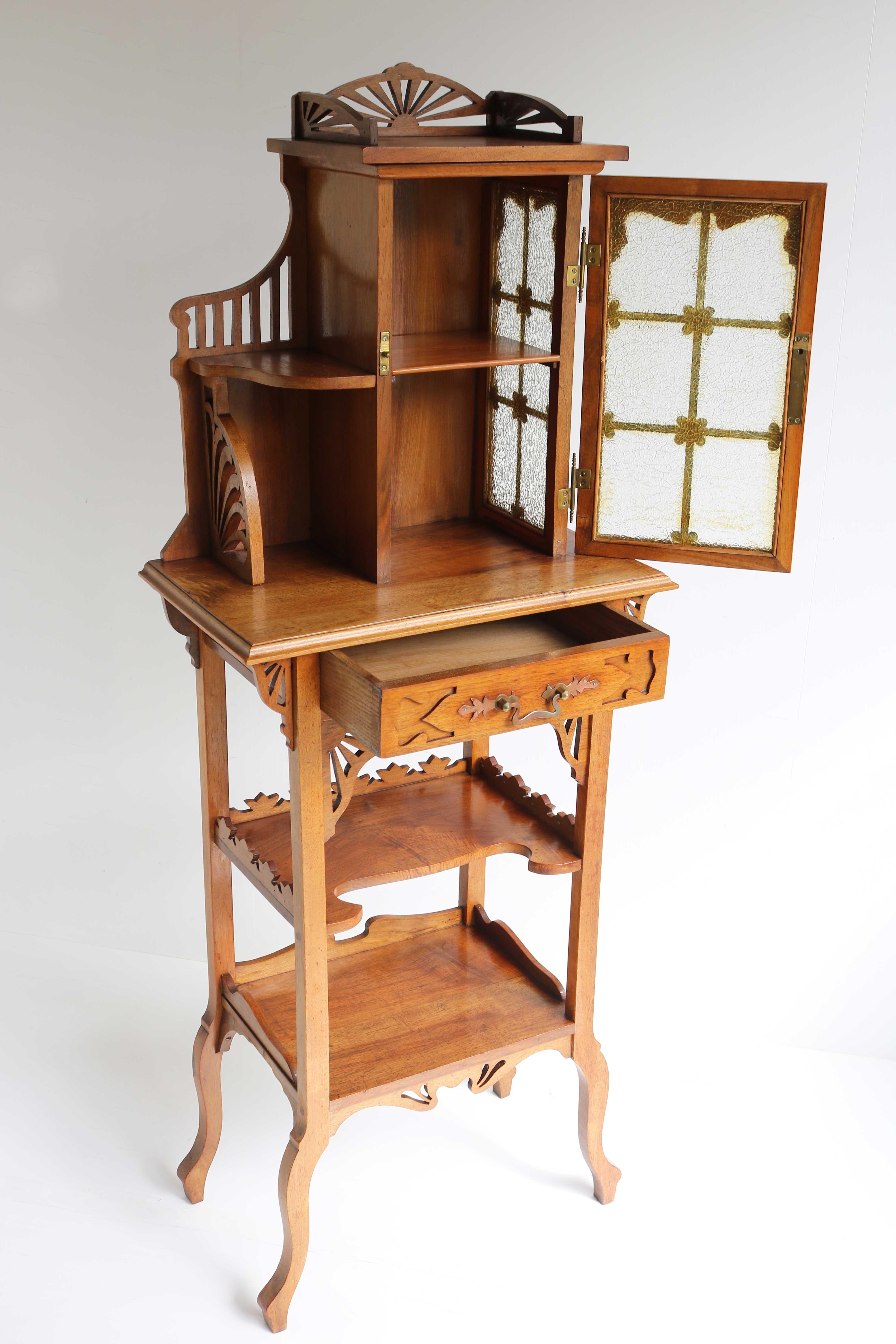 Rare Antique Arts & Crafts / Art Nouveau Cabinet with Glass & Copper Jugendstil For Sale 1
