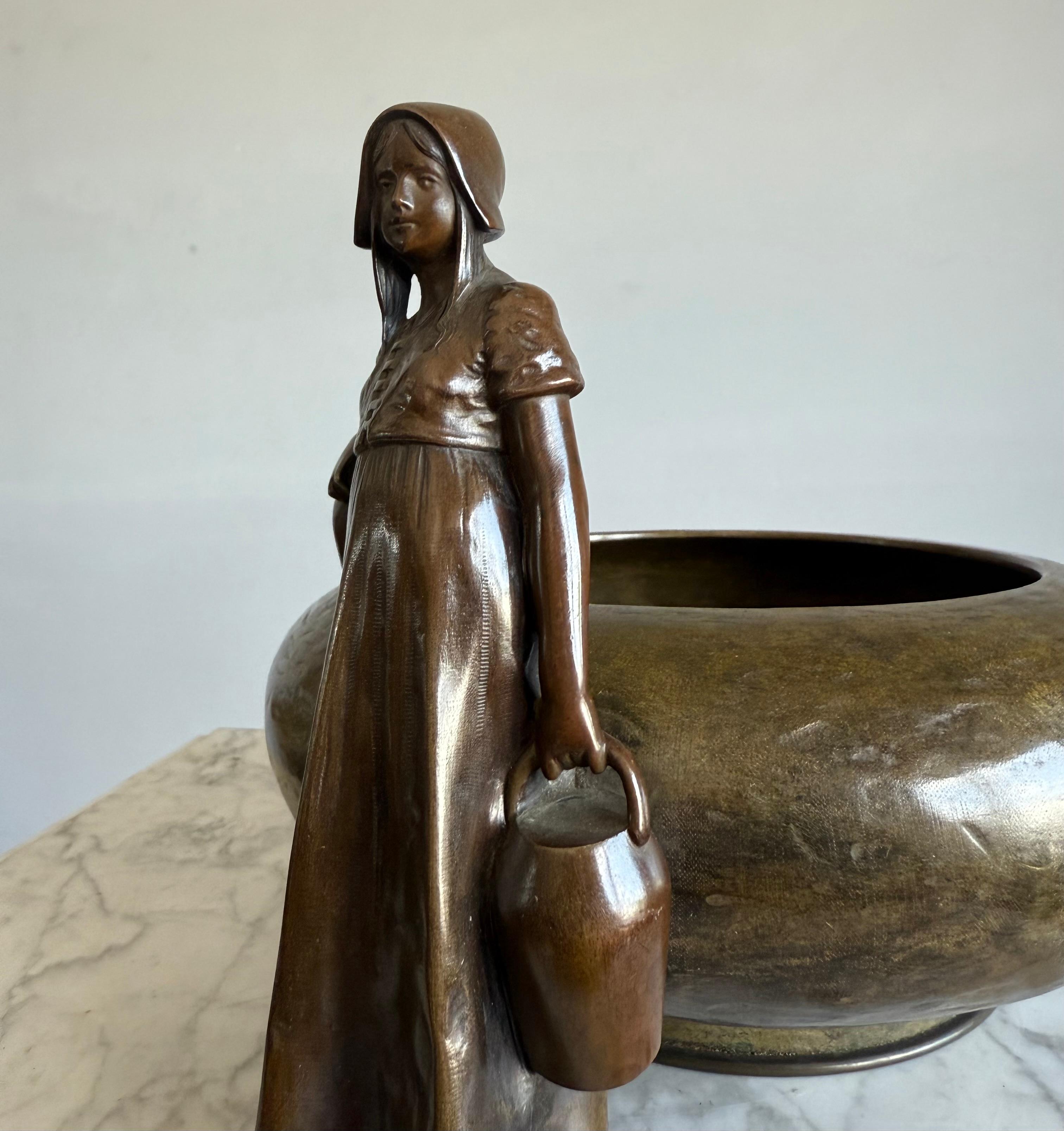 Rare Antique Austrian Bronze Jardinière with Country Girl Figure, Jugendstil Era For Sale 4