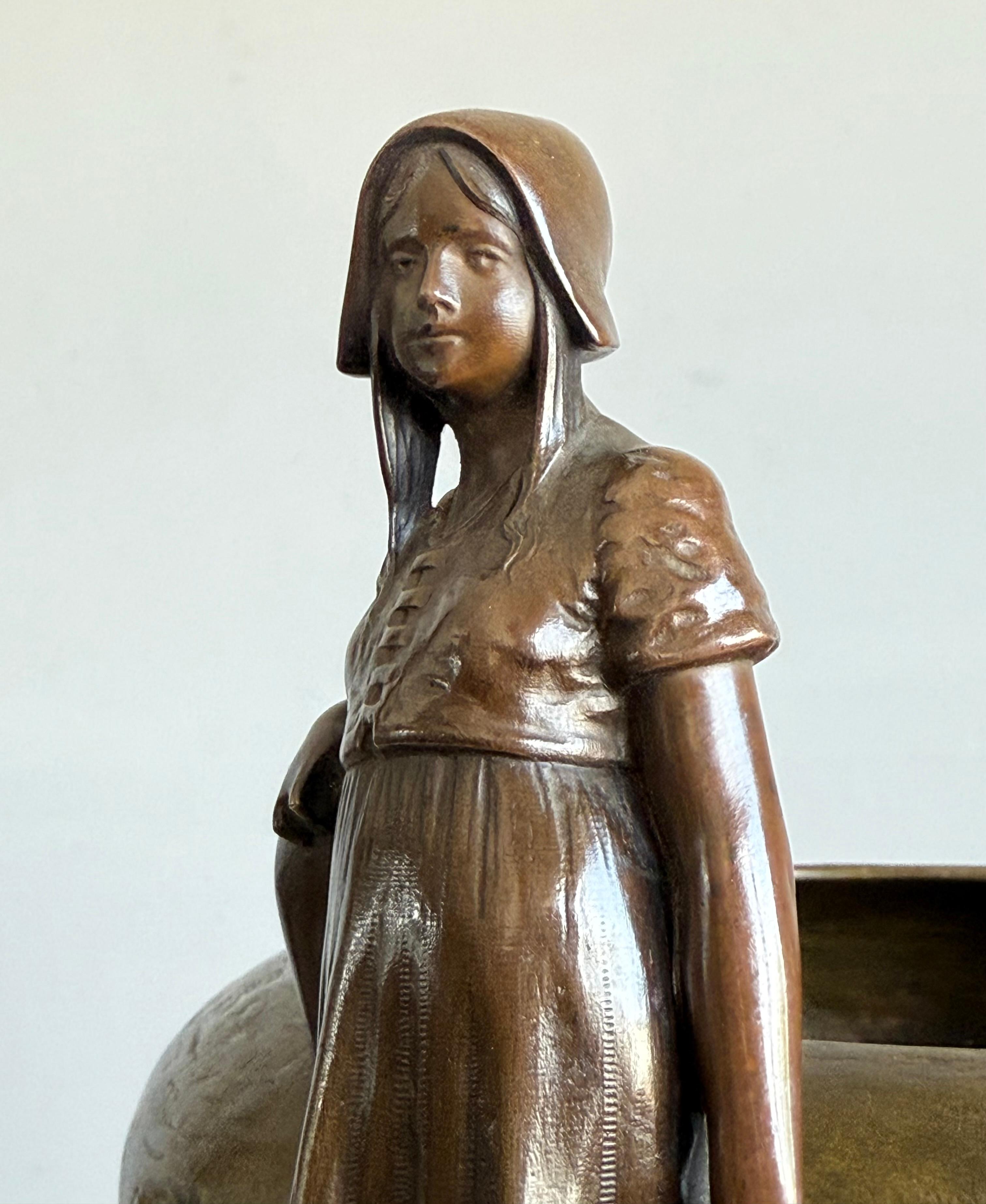 Rare Antique Austrian Bronze Jardinière with Country Girl Figure, Jugendstil Era For Sale 5