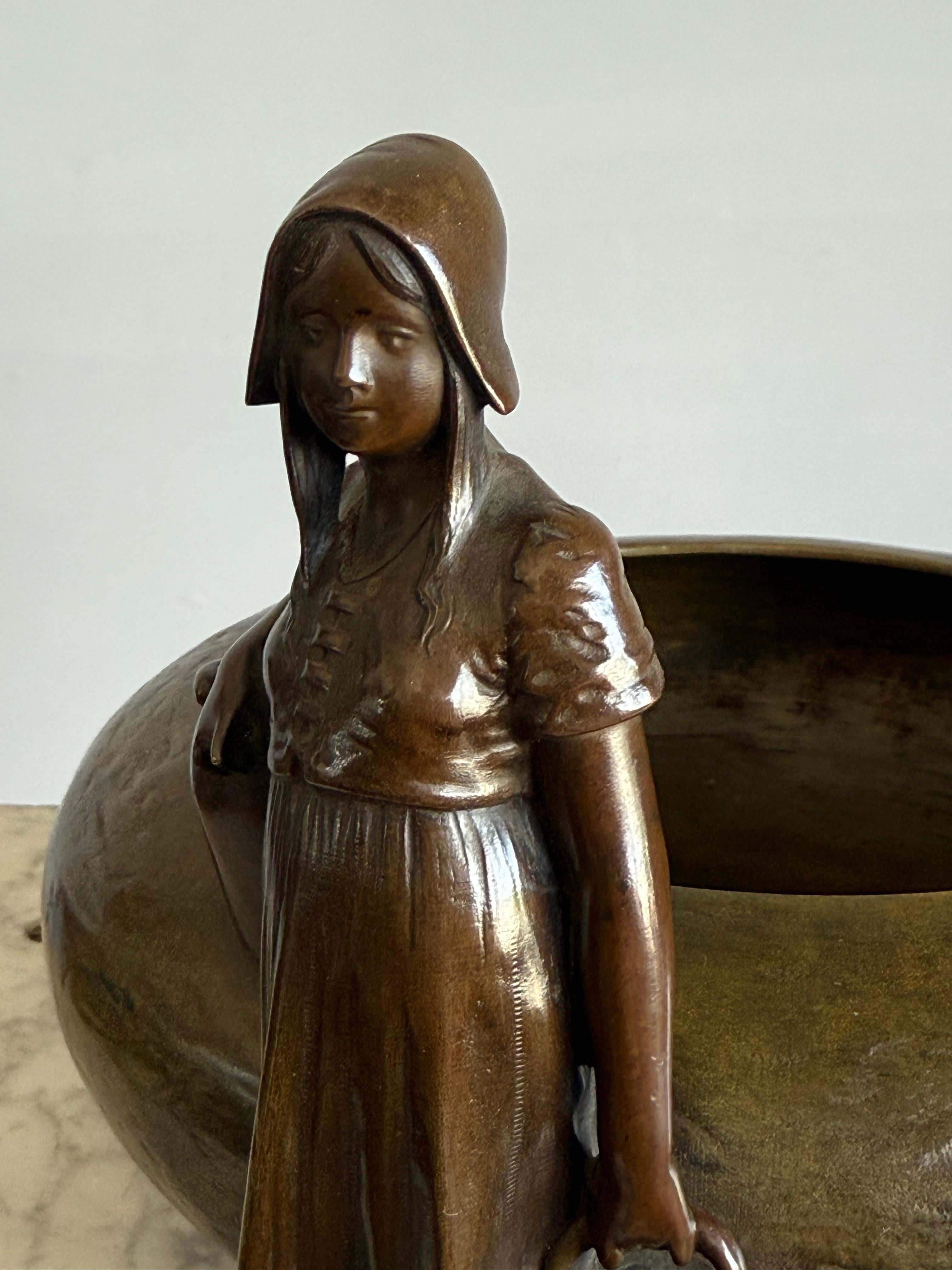 Rare Antique Austrian Bronze Jardinière with Country Girl Figure, Jugendstil Era For Sale 7