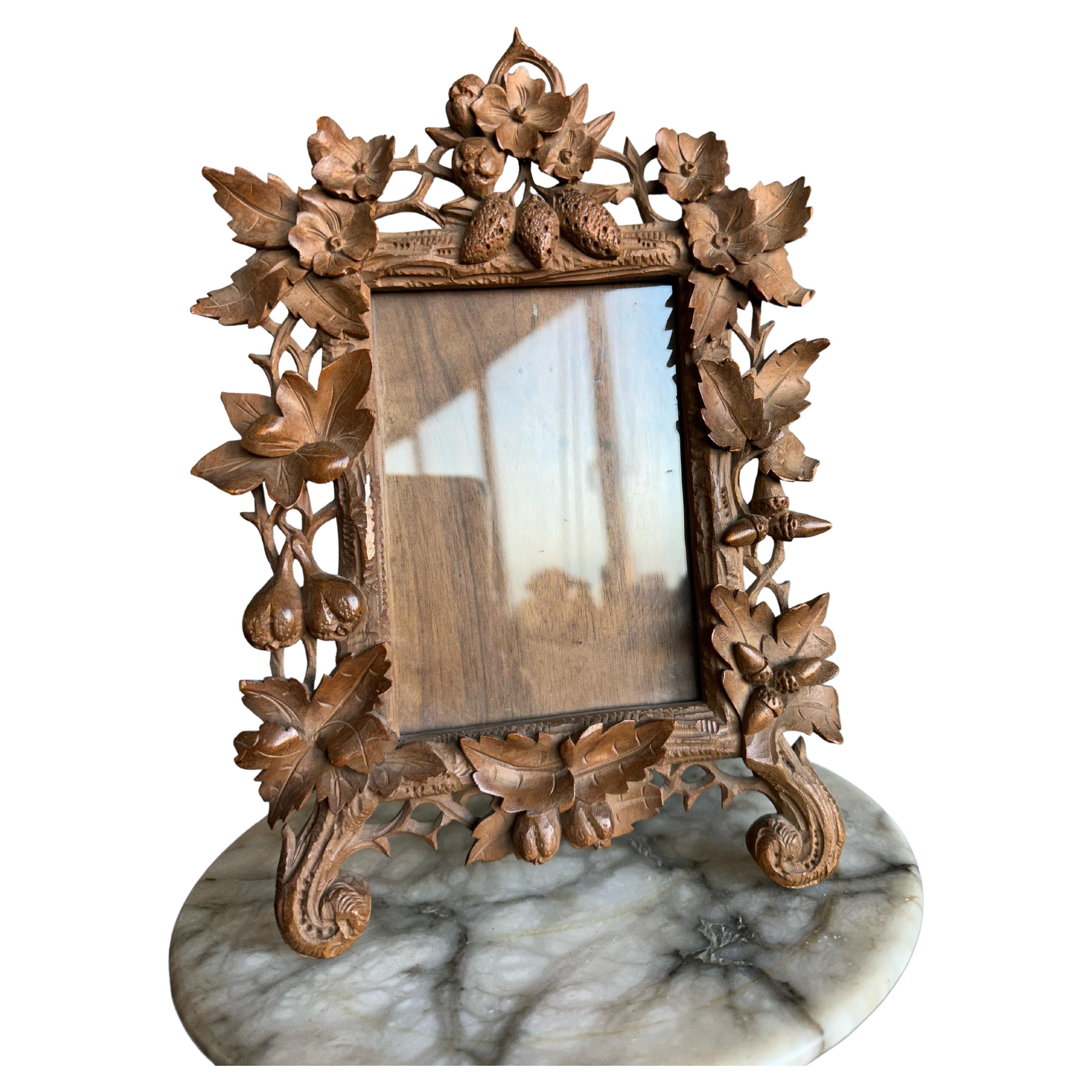 ANTIQUE BLACK FOREST WOODEN PICTURE FRAME EASEL STAND