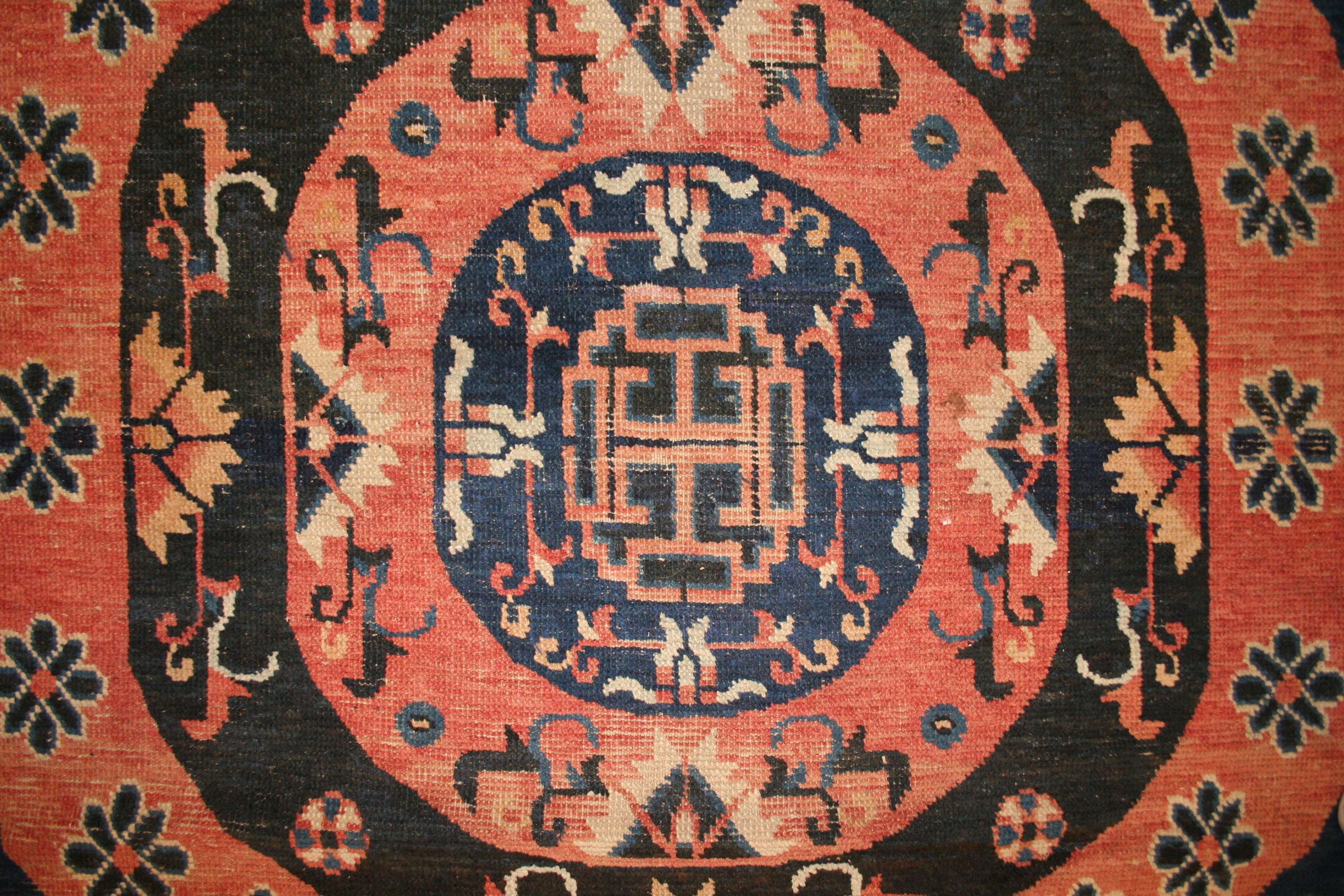 Rare Antique Blue Kansu Oversize Carpet with Mandala Roundel and Infinite Discs In Good Condition For Sale In Milan, IT
