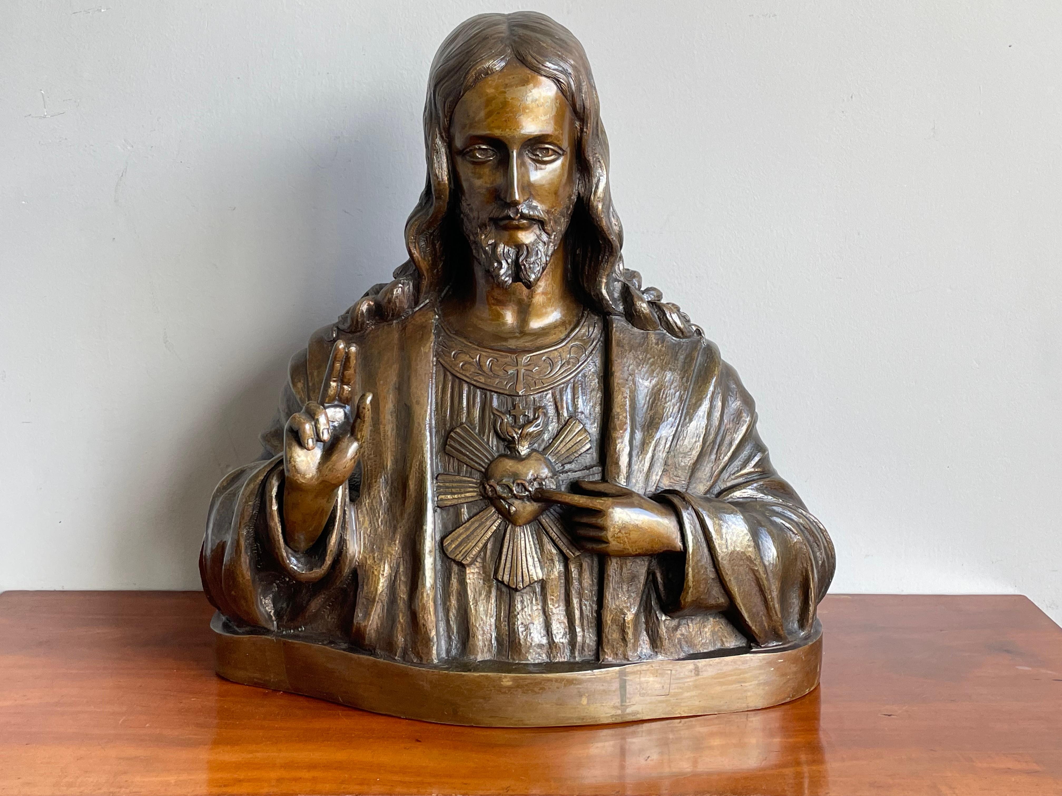 Rare Sculpture en bronze antique du Saint Coeur / Buste de Notre Seigneur Jésus Christ 1920 en vente 9
