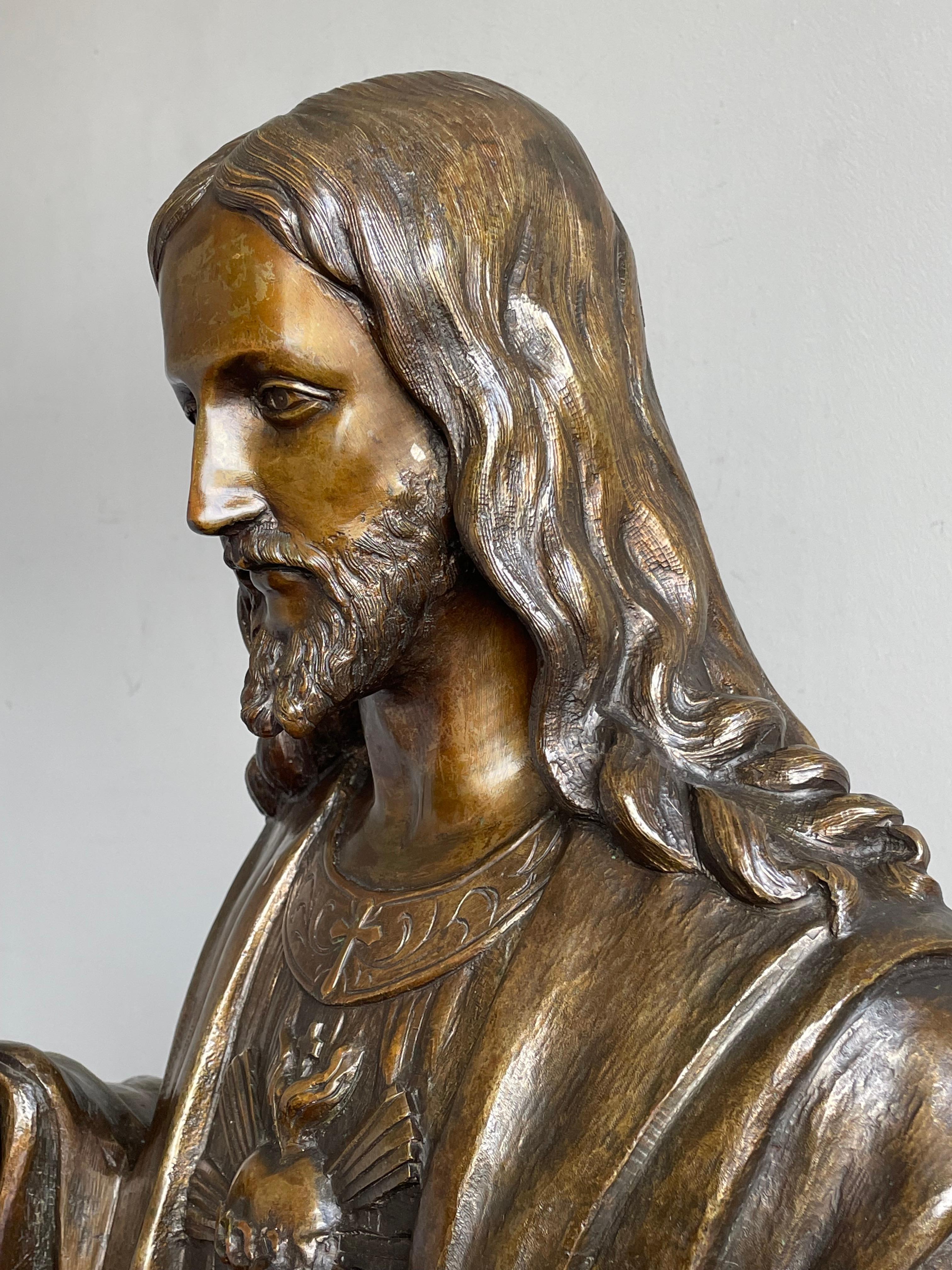 Rare Sculpture en bronze antique du Saint Coeur / Buste de Notre Seigneur Jésus Christ 1920 en vente 11