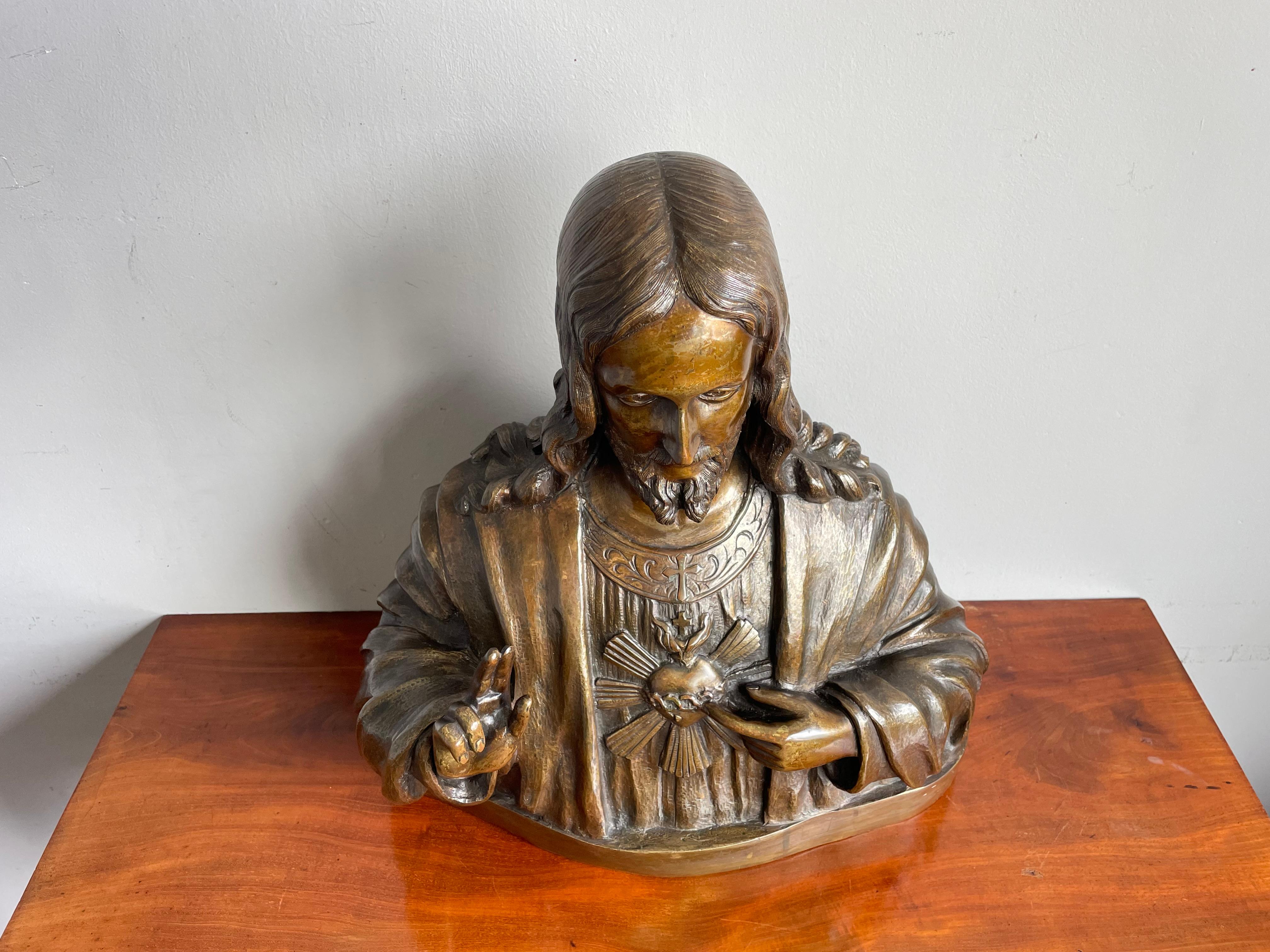 Rare Sculpture en bronze antique du Saint Coeur / Buste de Notre Seigneur Jésus Christ 1920 en vente 1