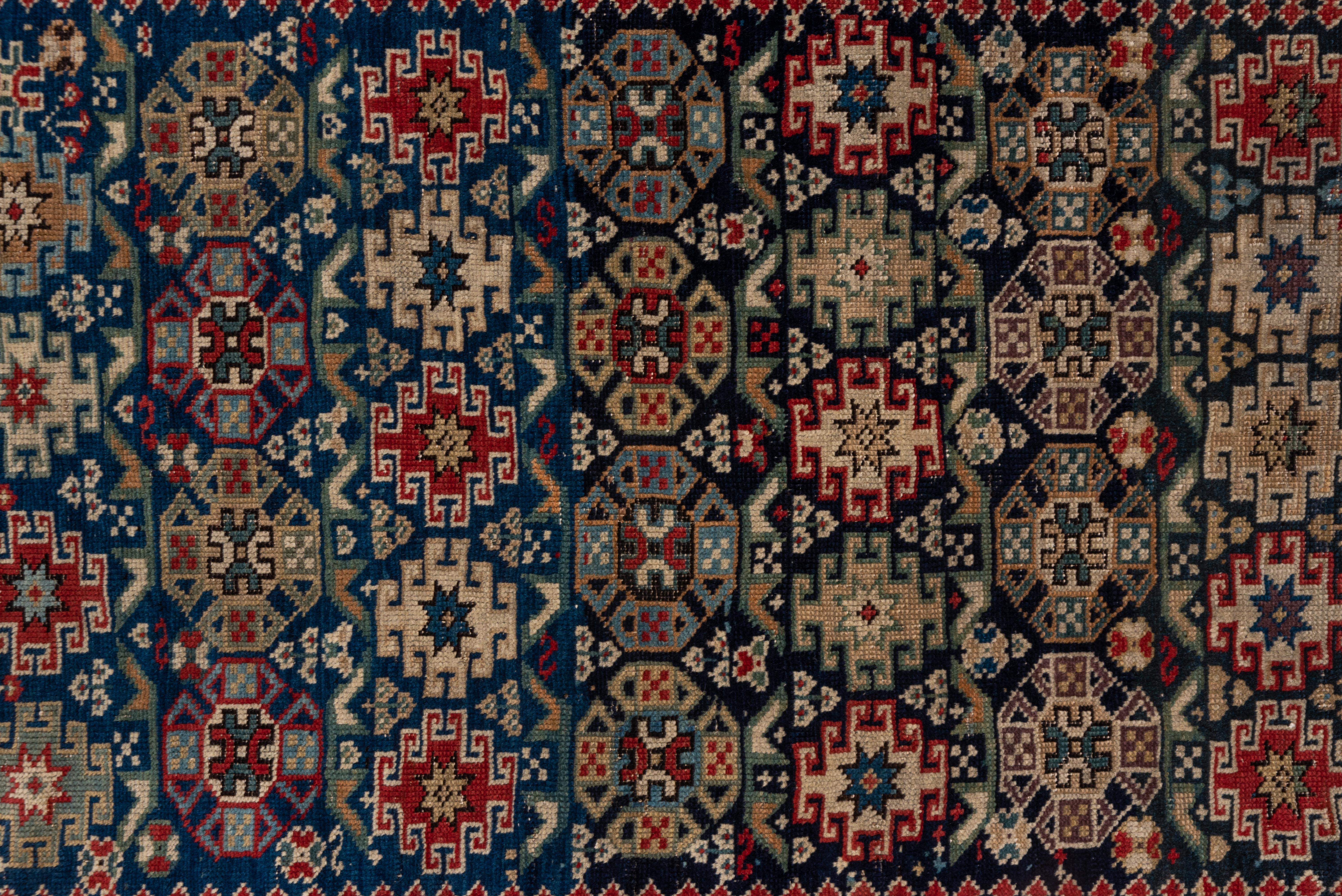 Seltener antiker kaukasischer Chichi-Teppich, um 1900 (Frühes 20. Jahrhundert) im Angebot