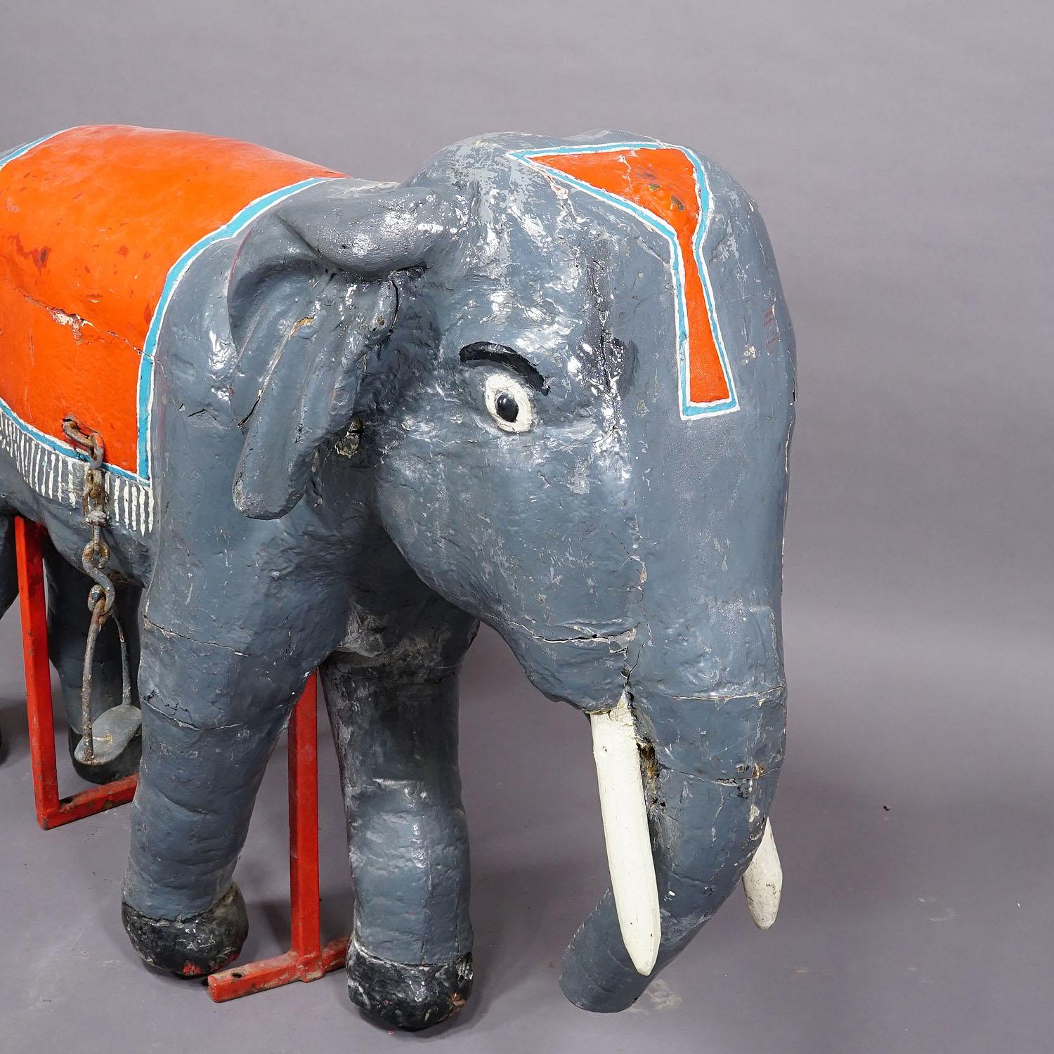 Rare Antique Children Carousel Elefant, Germany early 20th Century In Fair Condition For Sale In Berghuelen, DE