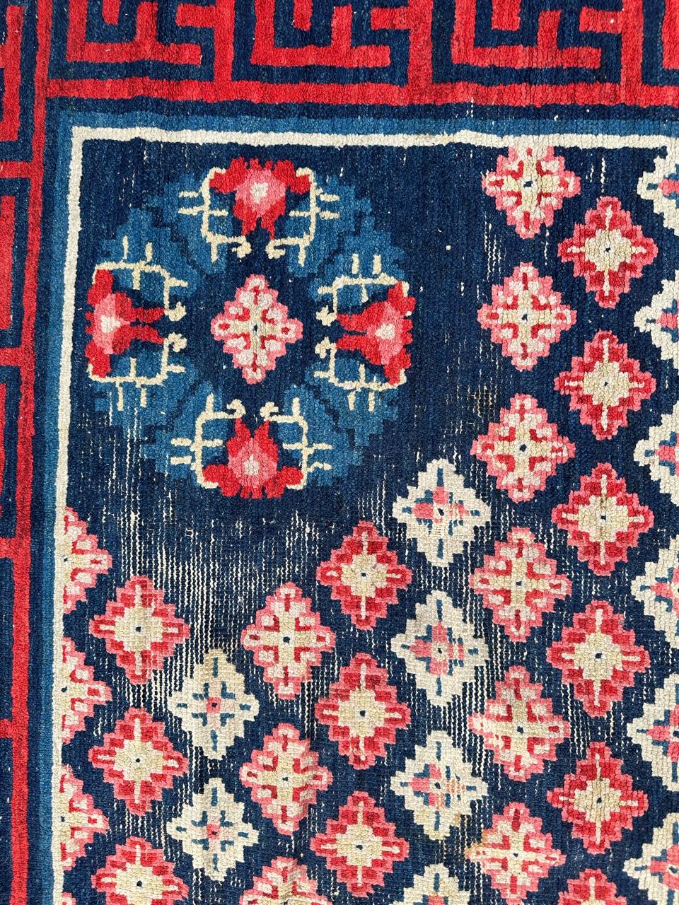 Rare antique Chinese collector rug In Fair Condition For Sale In Saint Ouen, FR