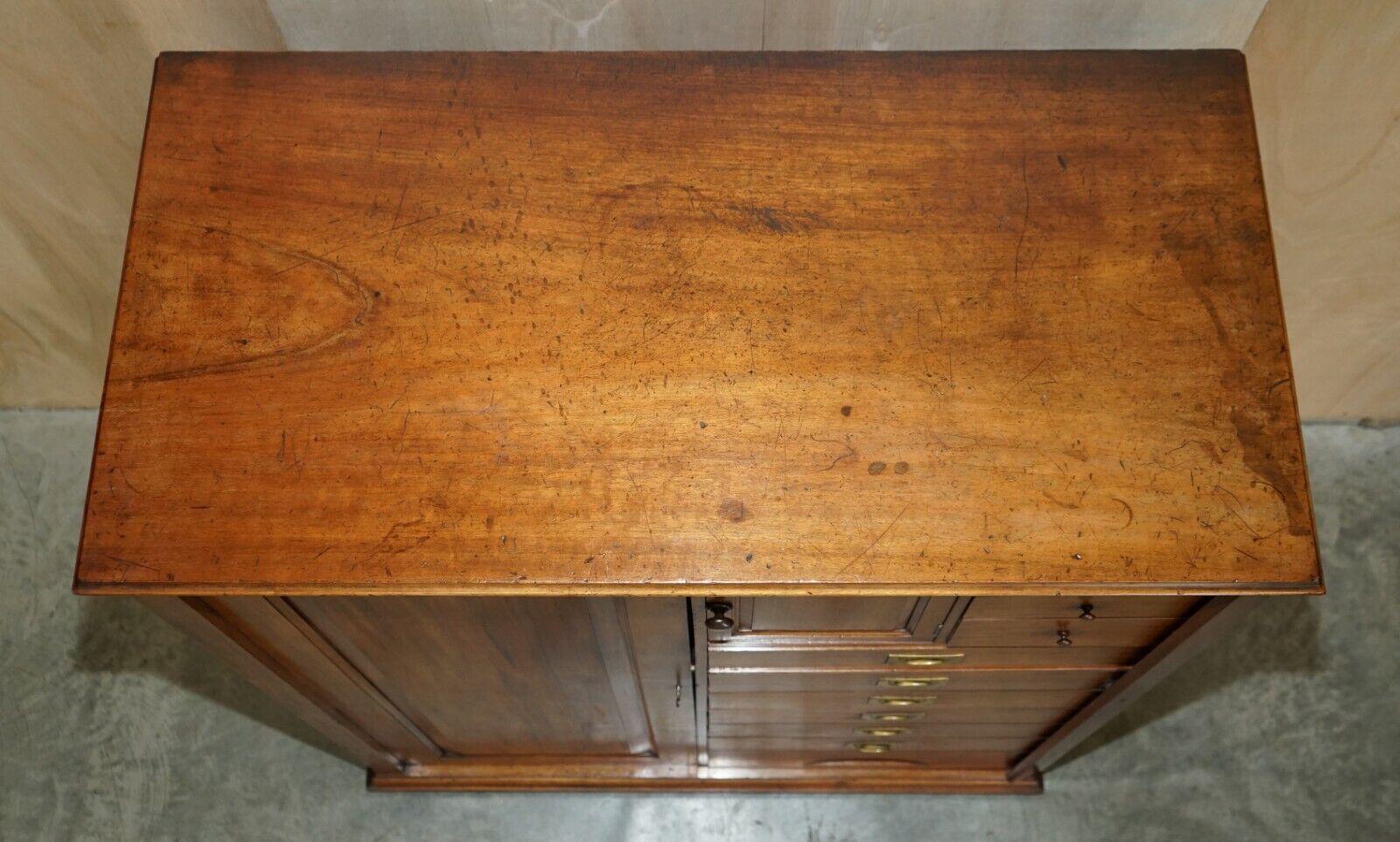 Rare Antique circa 1860-1880 Military Campaign Gentleman's Wardrobe with Drawers In Good Condition In West Sussex, Pulborough