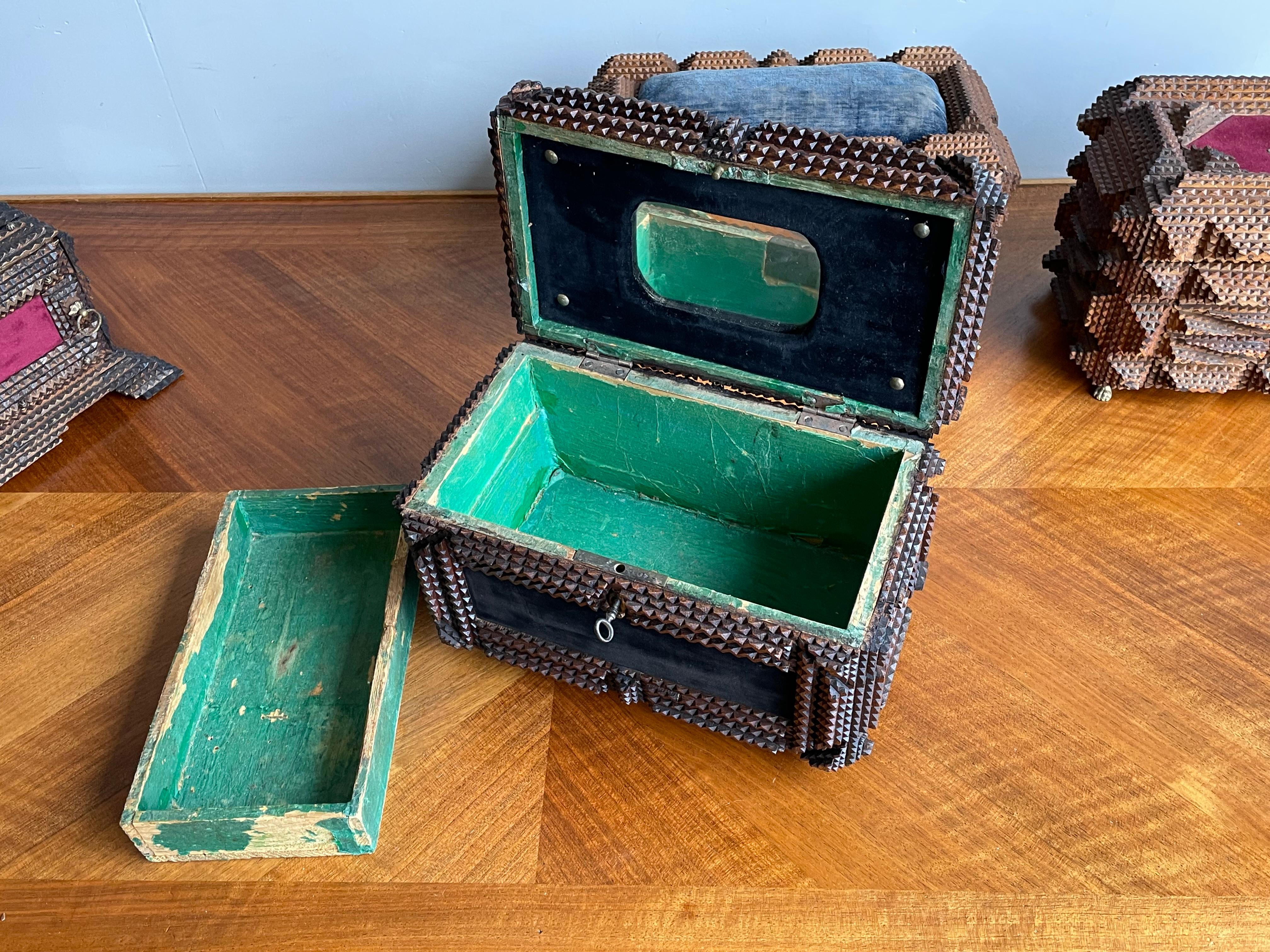 Rare Antique Collection of 4 Four Stunning Mid 1800s Folk Art / Tramp Art Boxes 8