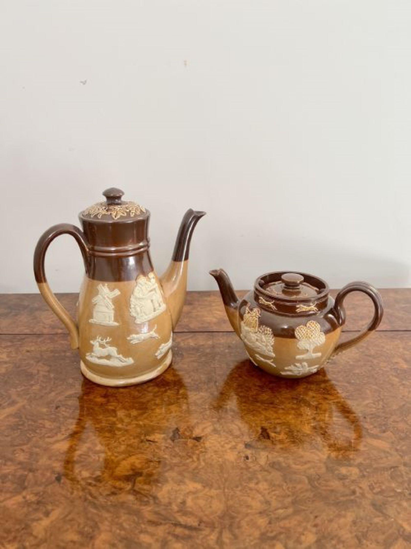 Rare antique Doulton four piece tea set  In Good Condition For Sale In Ipswich, GB