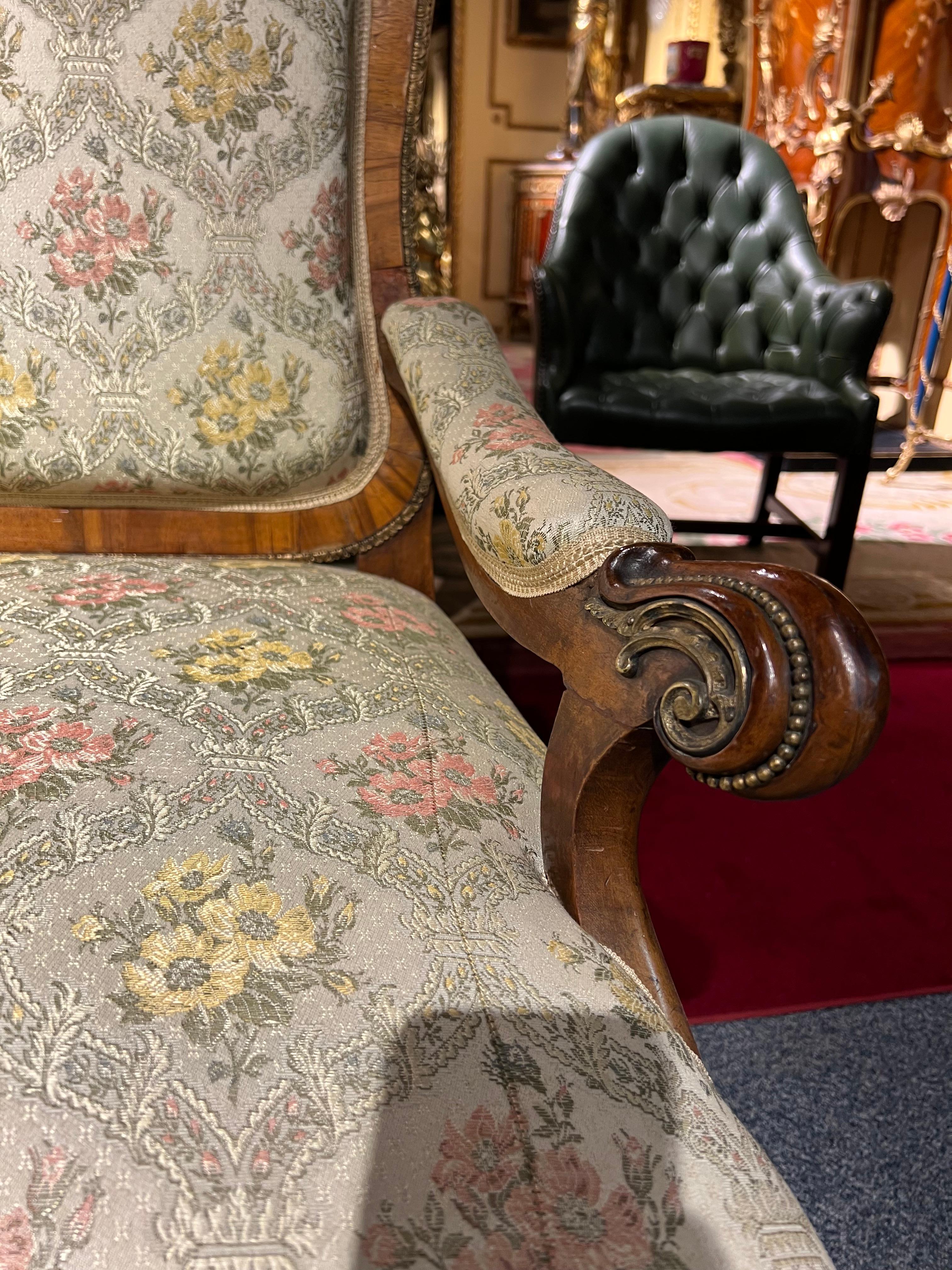 Seltenes antikes dresden-Barock-Sofa / Couch aus bronziertem massivem Nussbaumfurnier 1880 (19. Jahrhundert) im Angebot