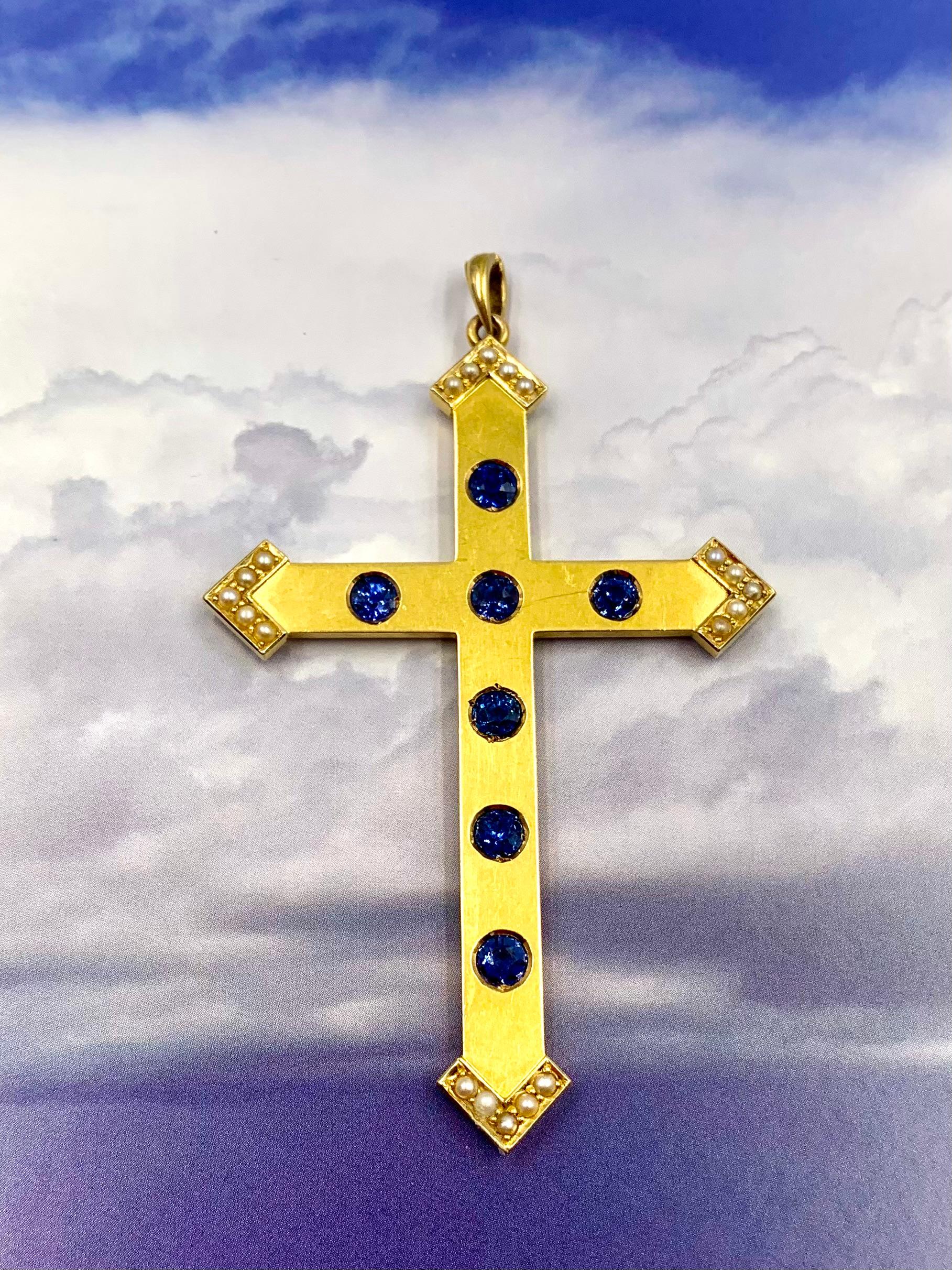 Round Cut Rare Antique Edwardian Cornflower Blue Sapphire 14K Yellow Gold Disciples Cross For Sale