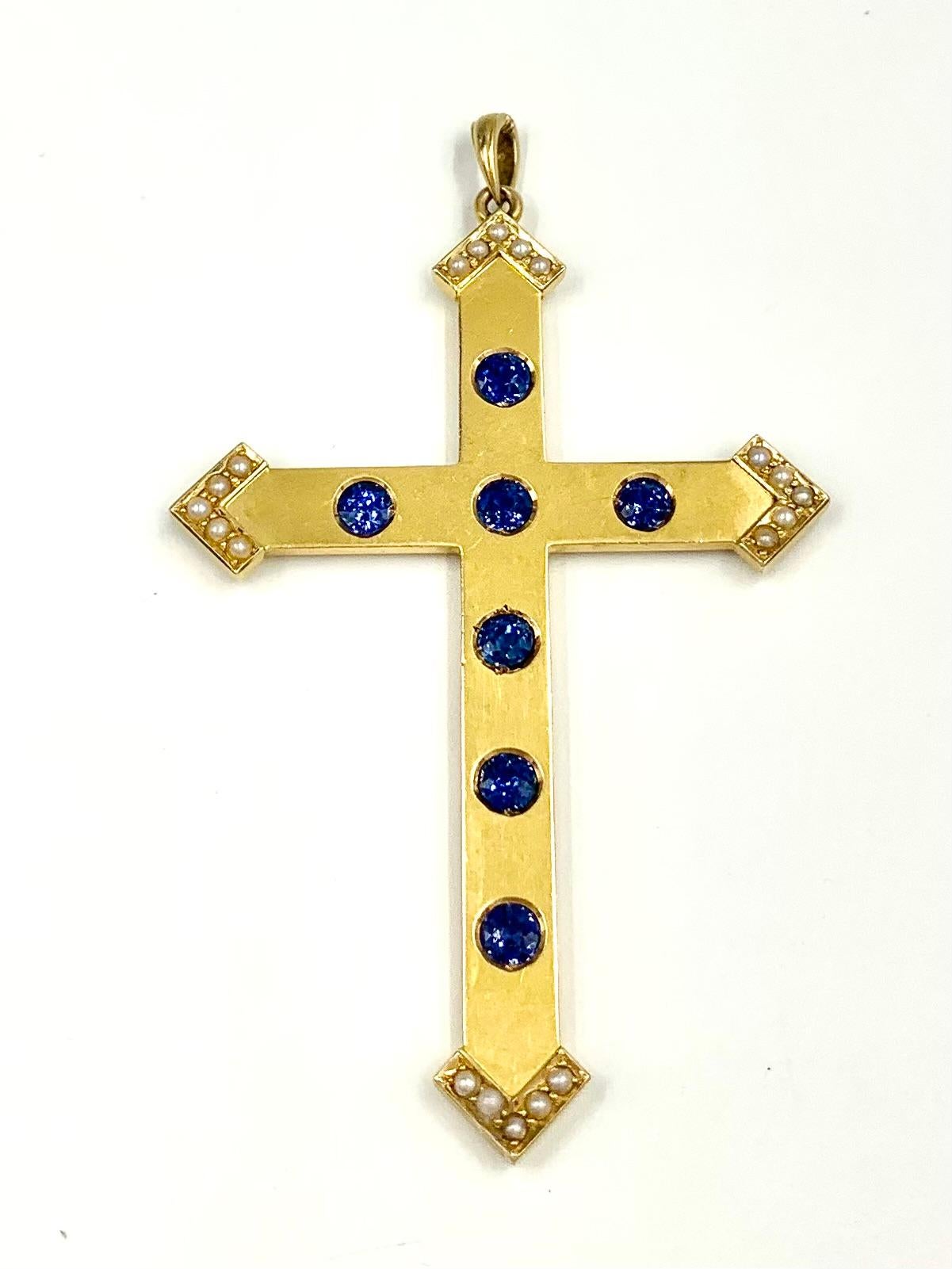 Women's or Men's Rare Antique Edwardian Cornflower Blue Sapphire 14K Yellow Gold Disciples Cross For Sale