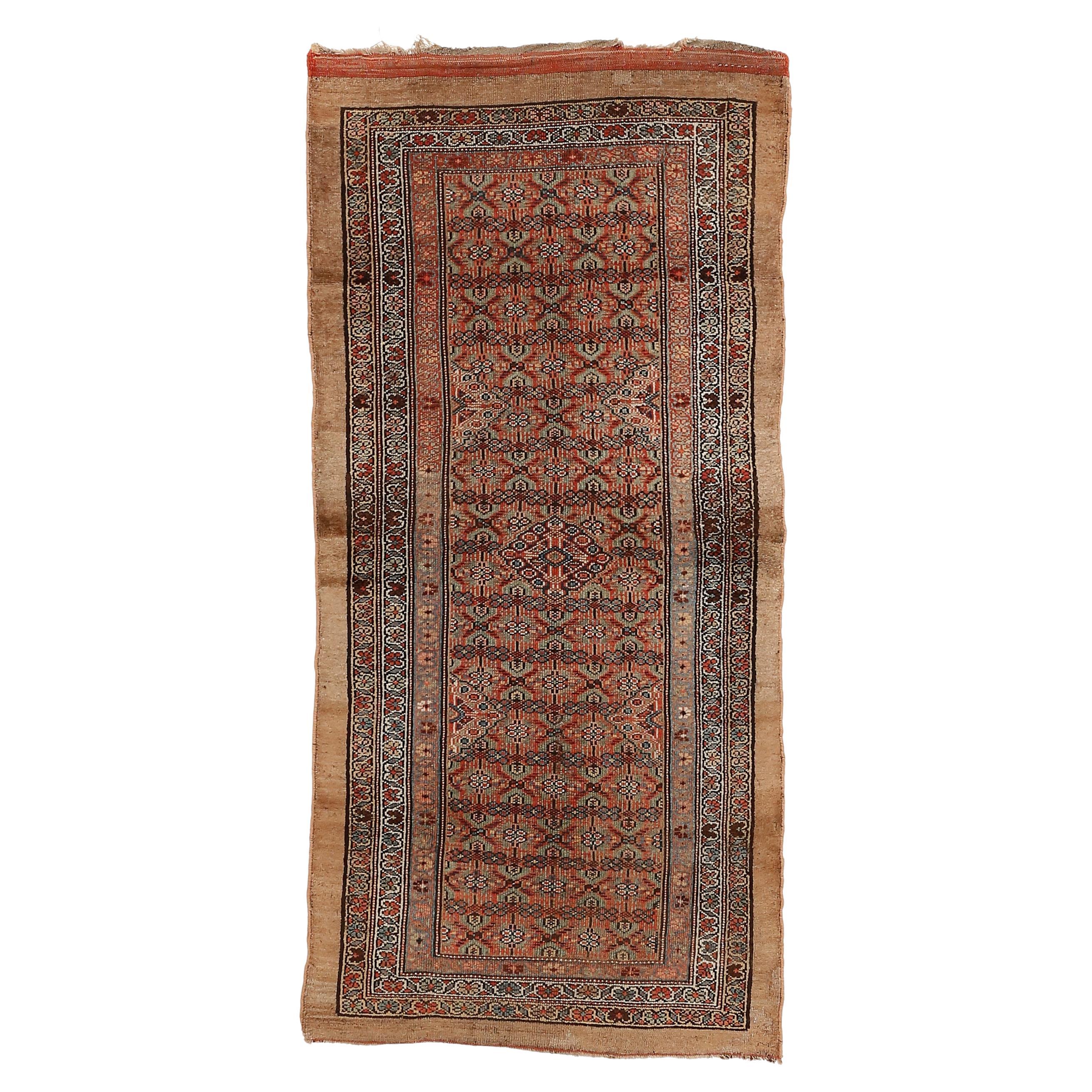 Seltener antiker Kamelhaar-Sarab-Teppich mit smaragdgrünem Grund im Angebot