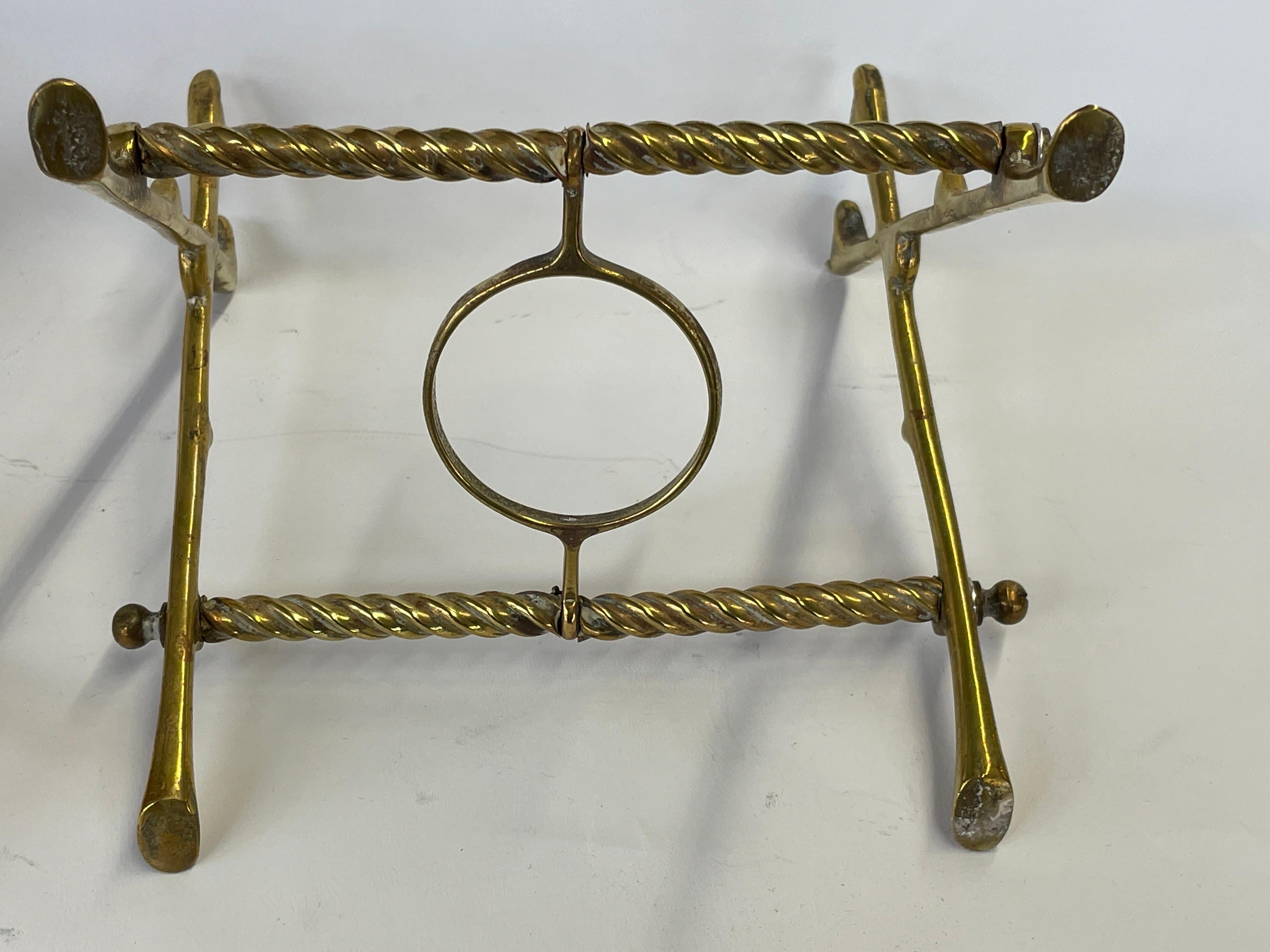 Rare Antique English Aesthetic Movt. Chased Copper Square Tea Kettle on Stand In Good Condition For Sale In CHARLESTON, SC