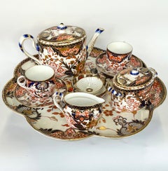 Rara antigüedad inglesa Derby King's Patt. Juego de Cabaret de Porcelana Imari sobre Soporte