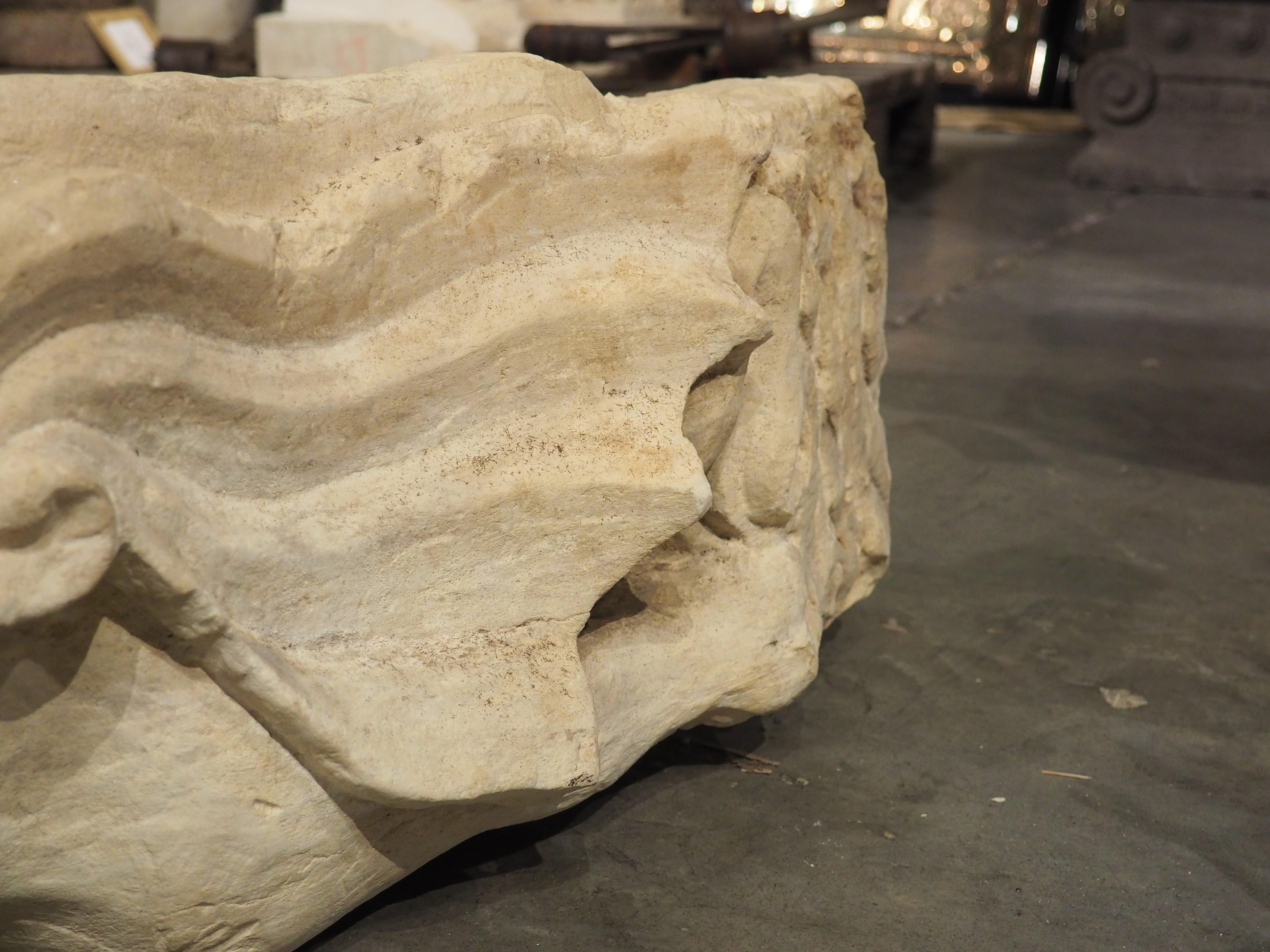 Seltene Antike Französisch geschnitzt Kalkstein Wasserspeier Speier, Pre-1700 im Angebot 9