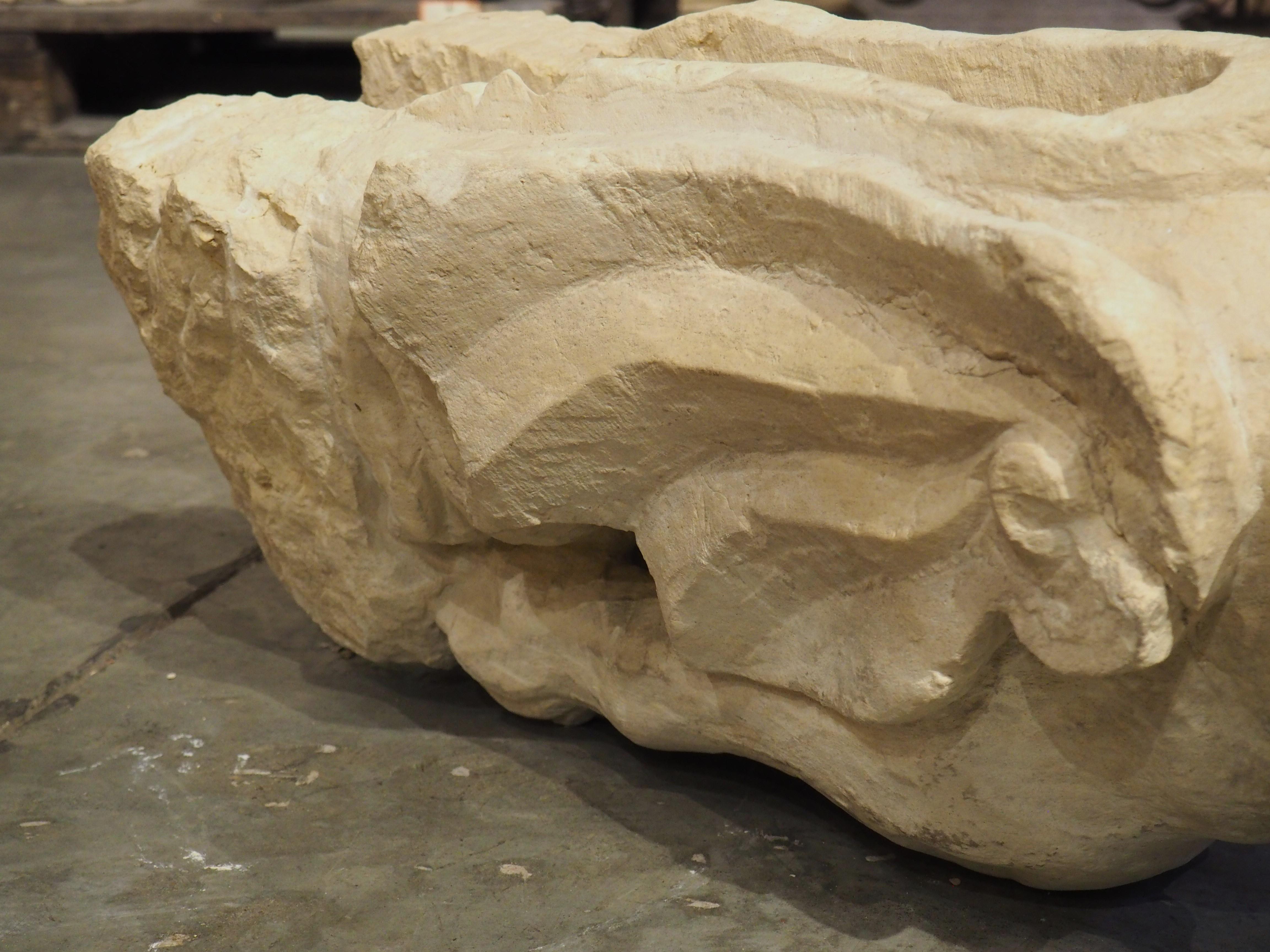 Seltene Antike Französisch geschnitzt Kalkstein Wasserspeier Speier, Pre-1700 im Angebot 11