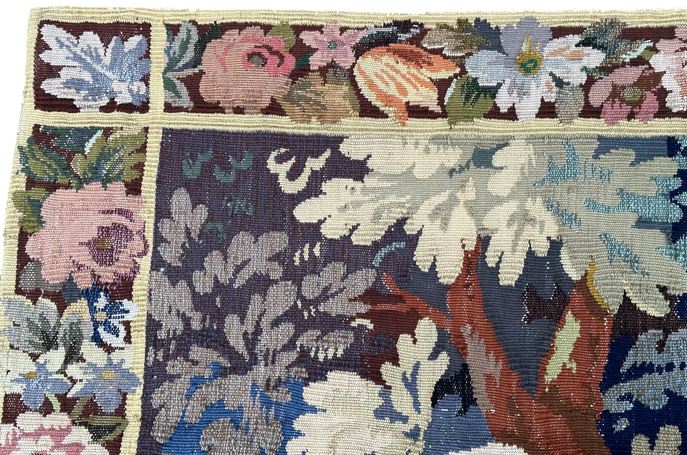 Rare tapisserie française ancienne faite à la main Fleurs Verdure 6x8 167x 234cm en vente 4