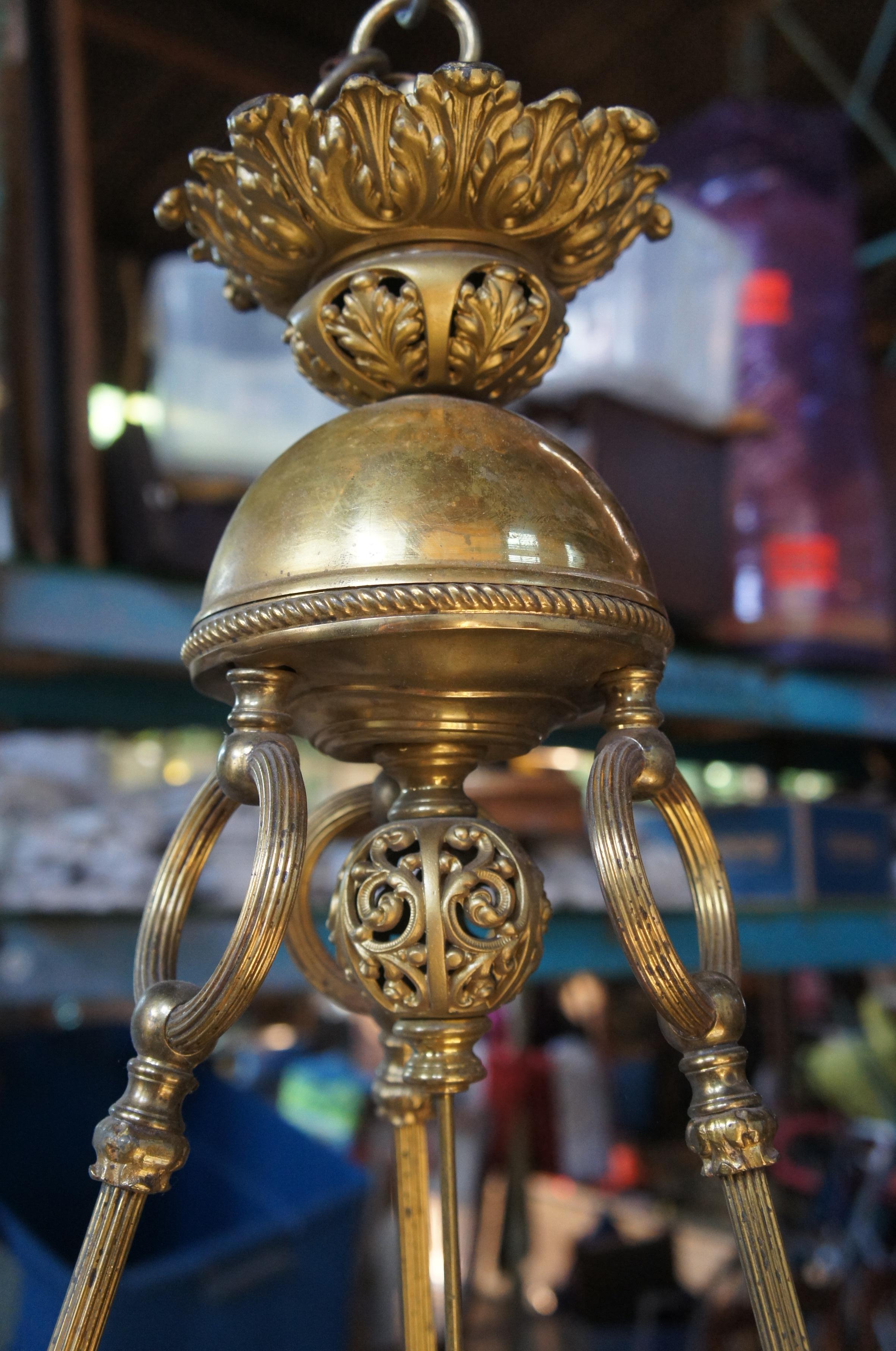 Seltene antike Französisch viktorianischen Messing filigrane 10 Lichter umgewandelt Gas Kronleuchter (19. Jahrhundert) im Angebot