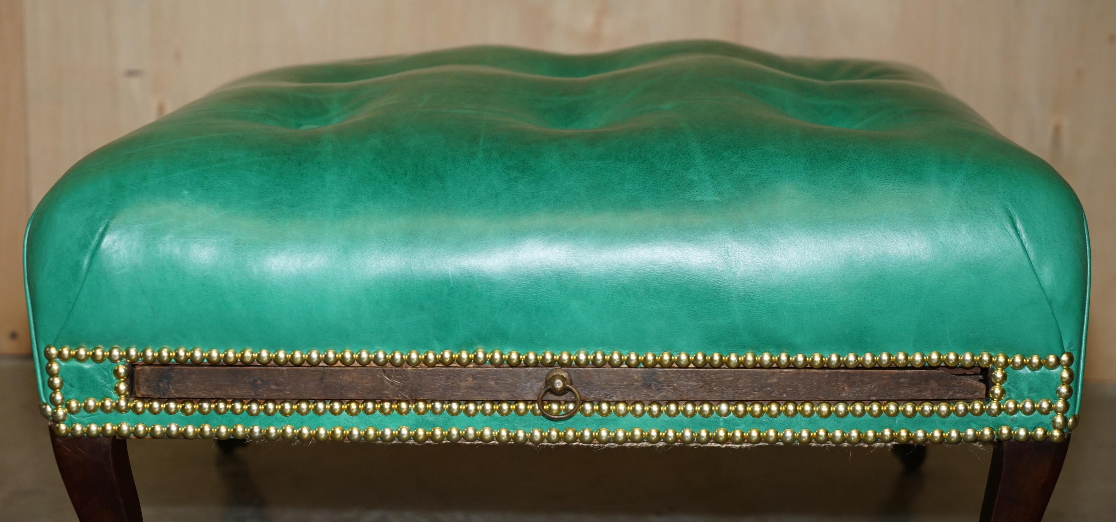 Mid-18th Century RARE ANTIQUE GEORGIAN 1760 CHESTERFIELD LEATHER FOOTSTOOL WiTH SLIP SERVING TRAY For Sale