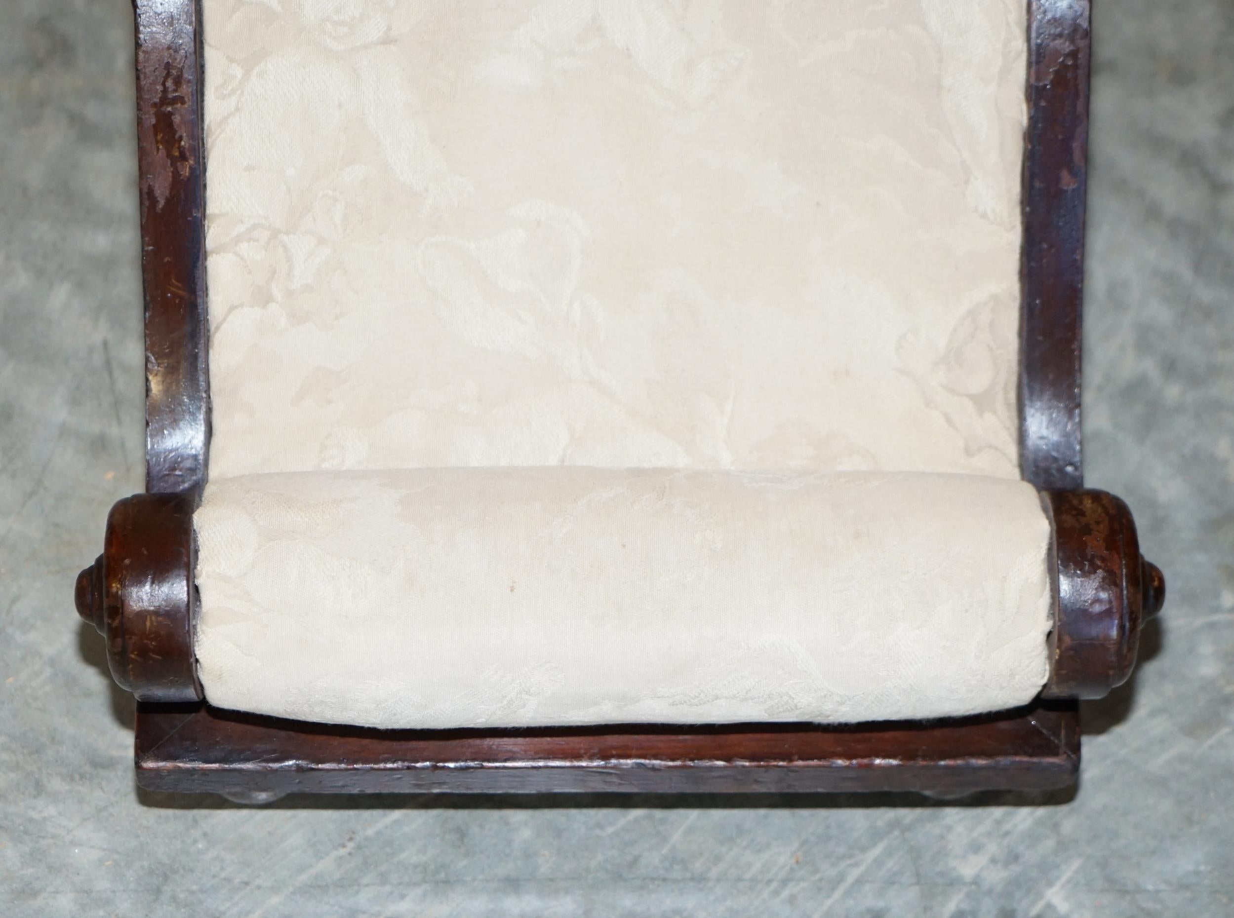 Rare Antique Georgian circa 1800 Footstool with Angel Cherub Upholstery Fabric For Sale 2