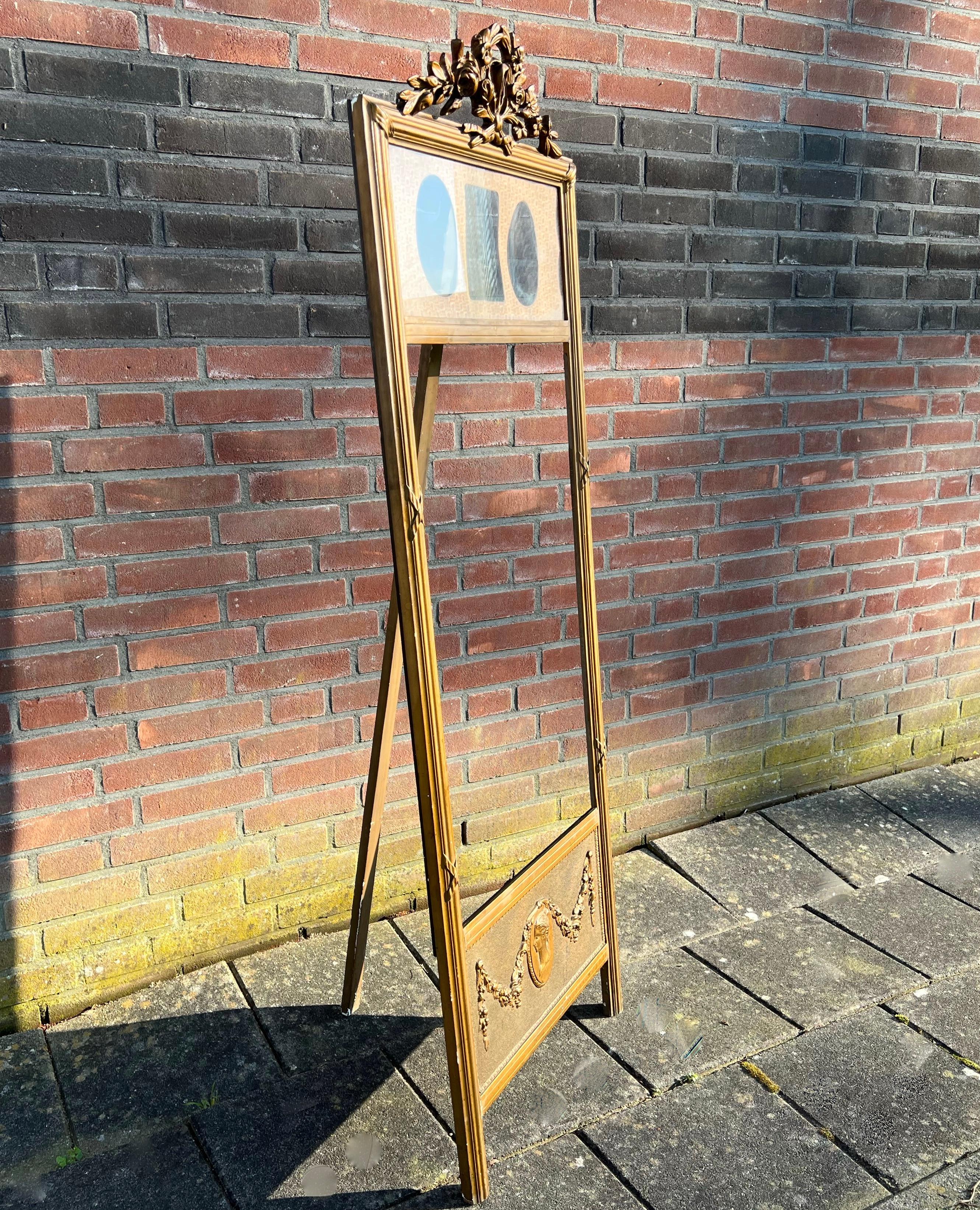Seltene antike vergoldete Holz-Spiegel- oder Bilder-Stehlampe/Vitrinenständer, 1900er Jahre im Angebot 4