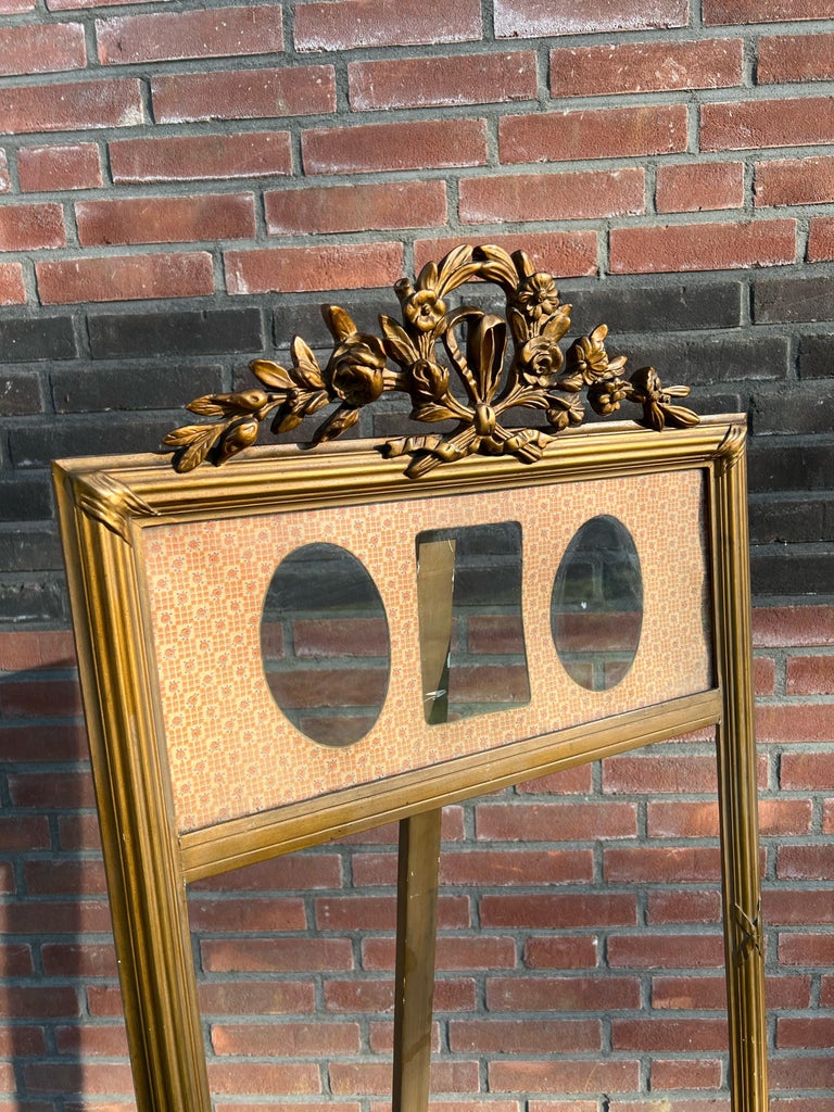 Rare Antique Gilt Wooden Mirror or Picture Floor Easel / Display Stand, 1900s In Good Condition For Sale In Lisse, NL