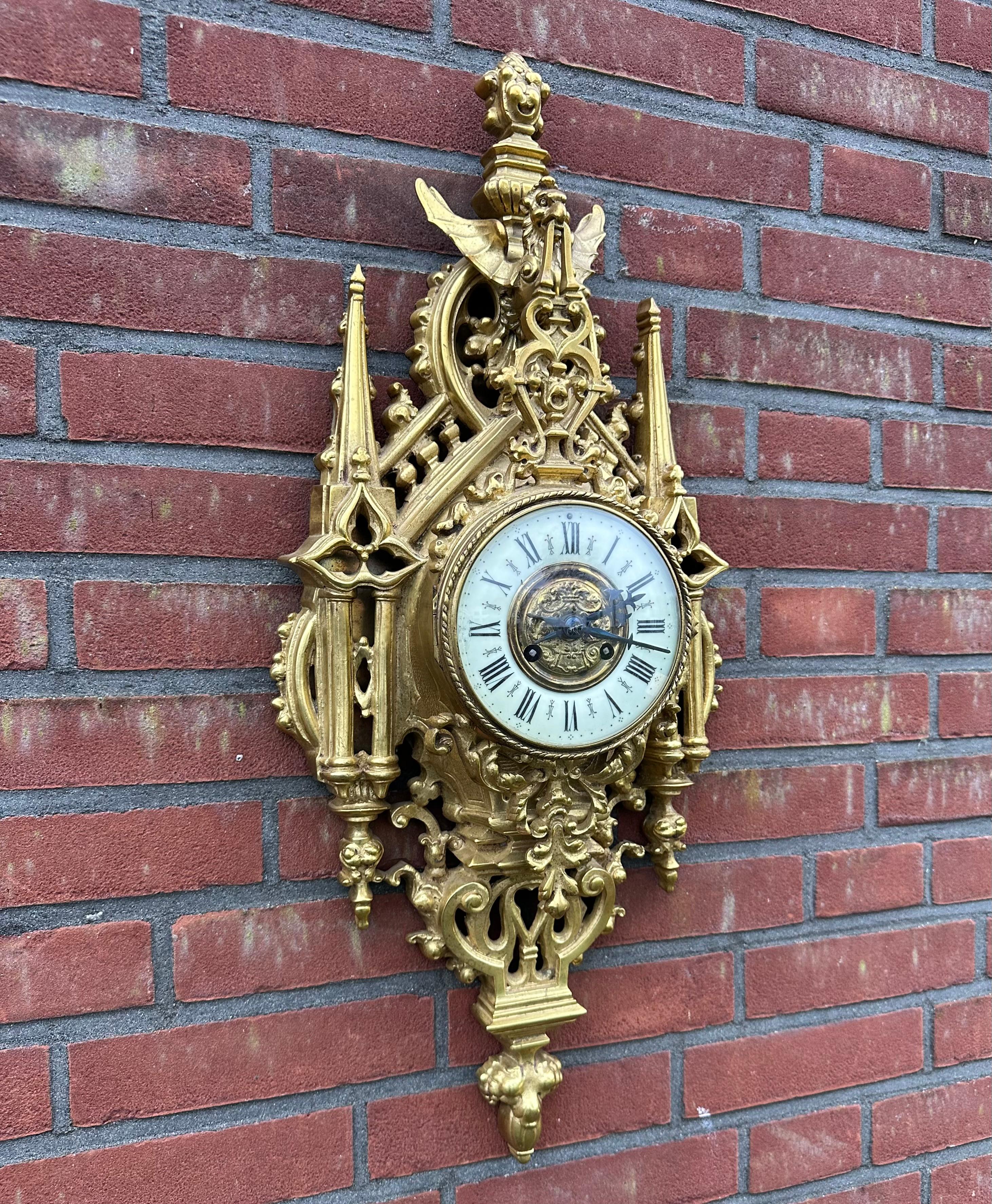 Rare Antique Gothic Revival Gilt Bronze Wall Cartel Clock with Griffin Sculpture In Good Condition For Sale In Lisse, NL