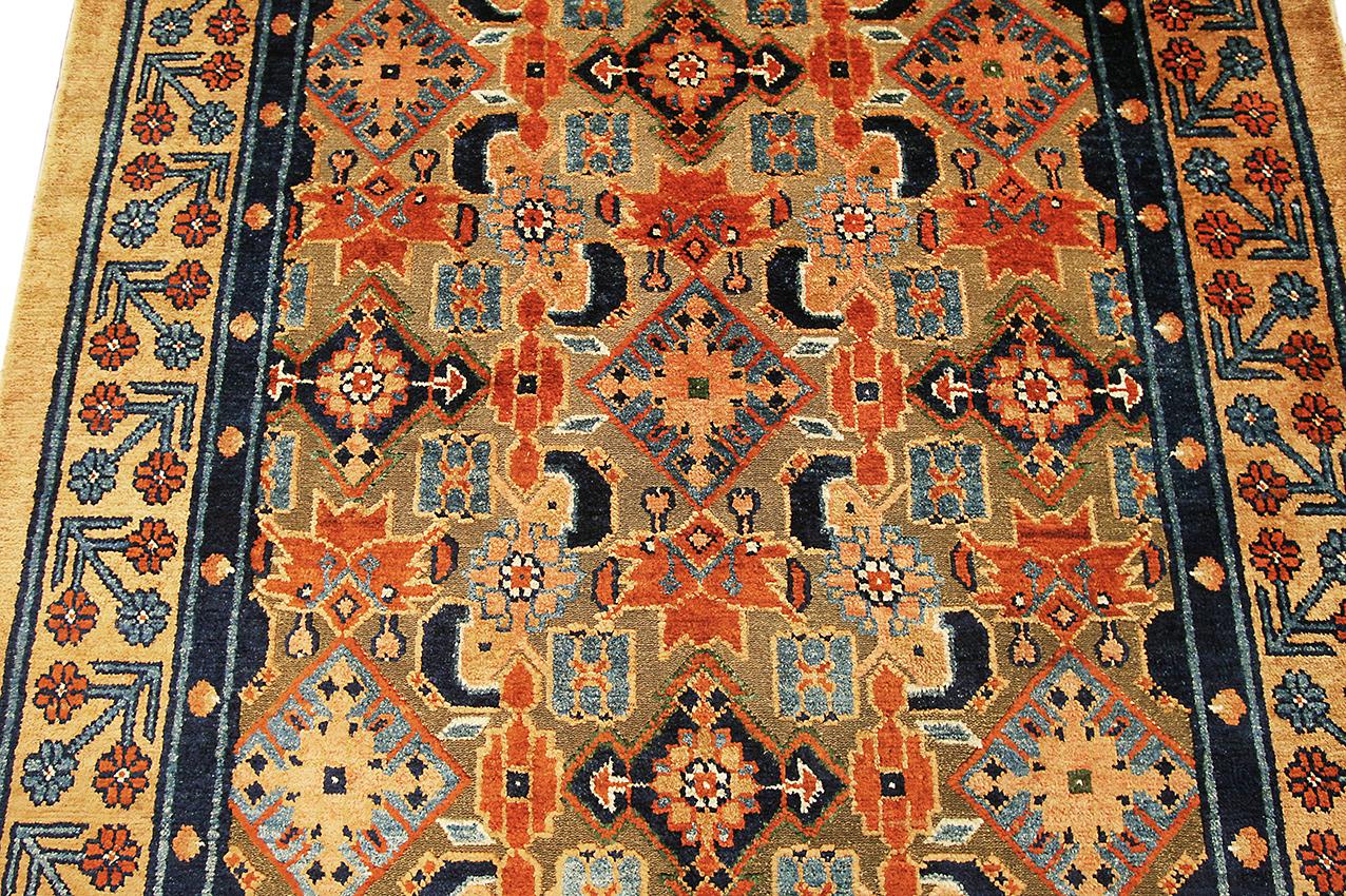 Rare Antique Imperial Palace Chinese Silk & Metal Rug  In Good Condition For Sale In Ferrara, IT