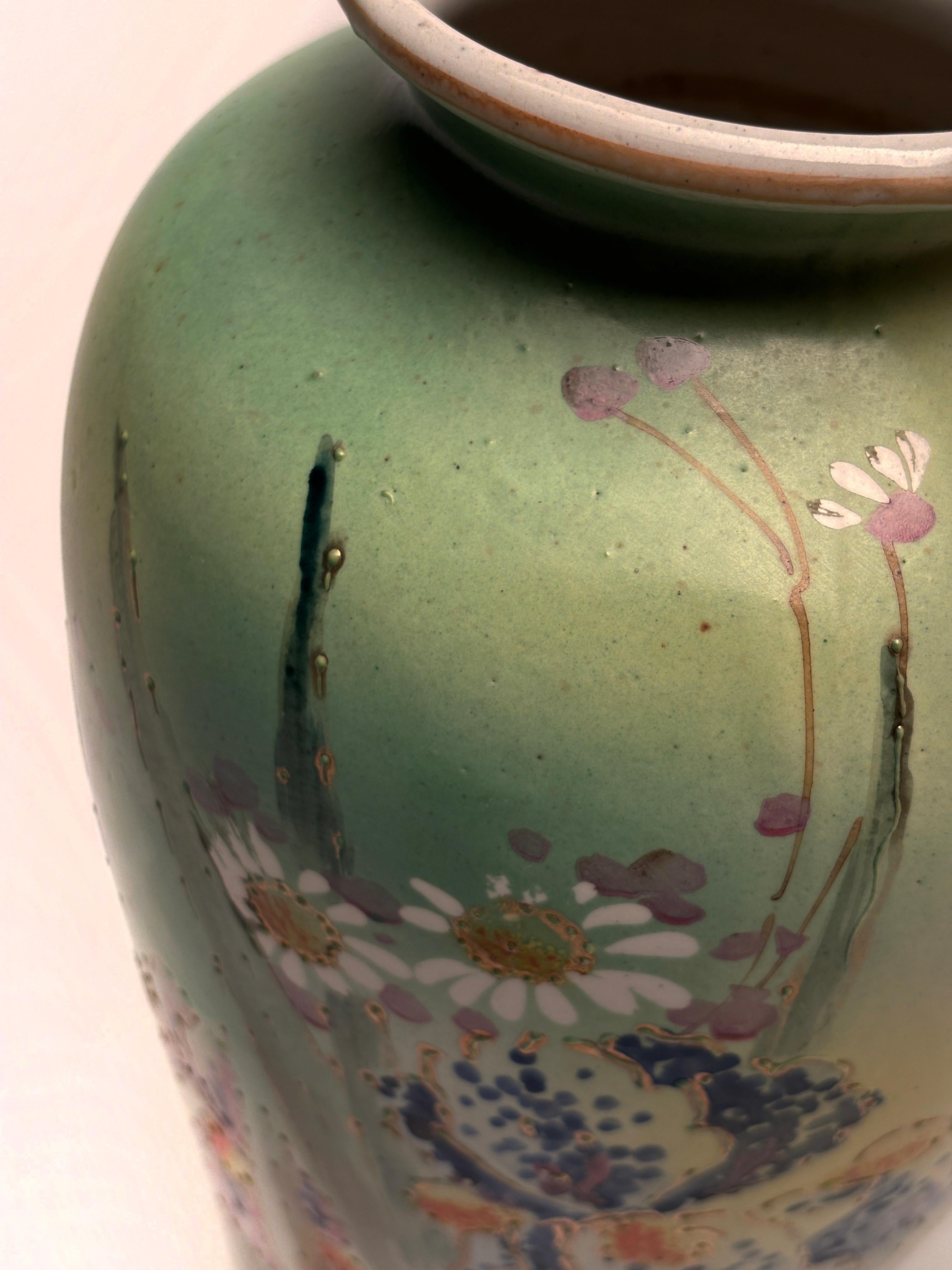Raro vaso antico impressionista dipinto a mano e rifinito con decorazione Moriage in vendita 8