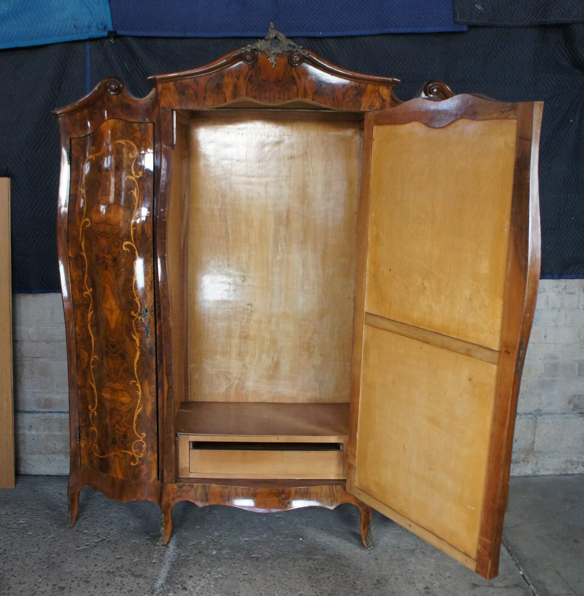 Rare Antique Italian Rococo Bombe Circassian Walnut Burl Marquetry Bedroom Set For Sale 8
