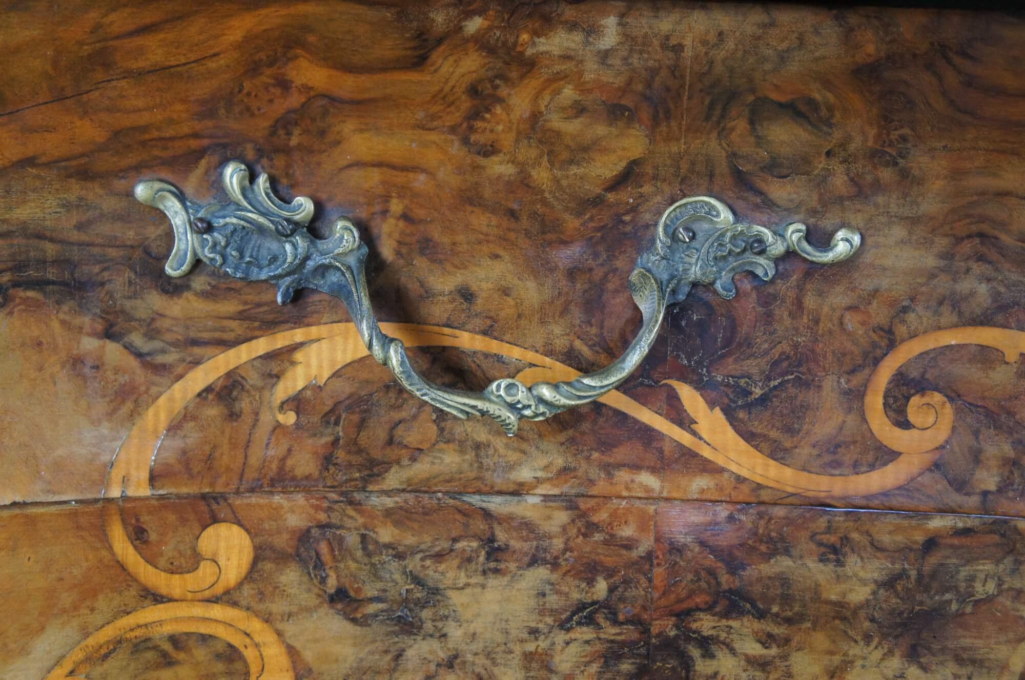 Rare Antique Italian Rococo Bombe Circassian Walnut Burl Marquetry Bedroom Set For Sale 12