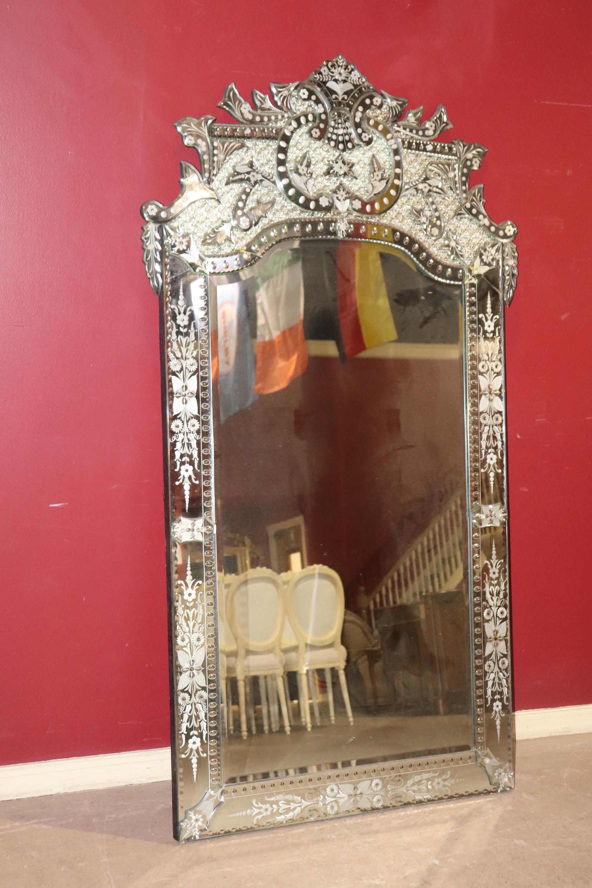 Neoclassical Revival Rare Antique Italian Venetian Etched Glass Mirror with Etched Quatrofoil Design