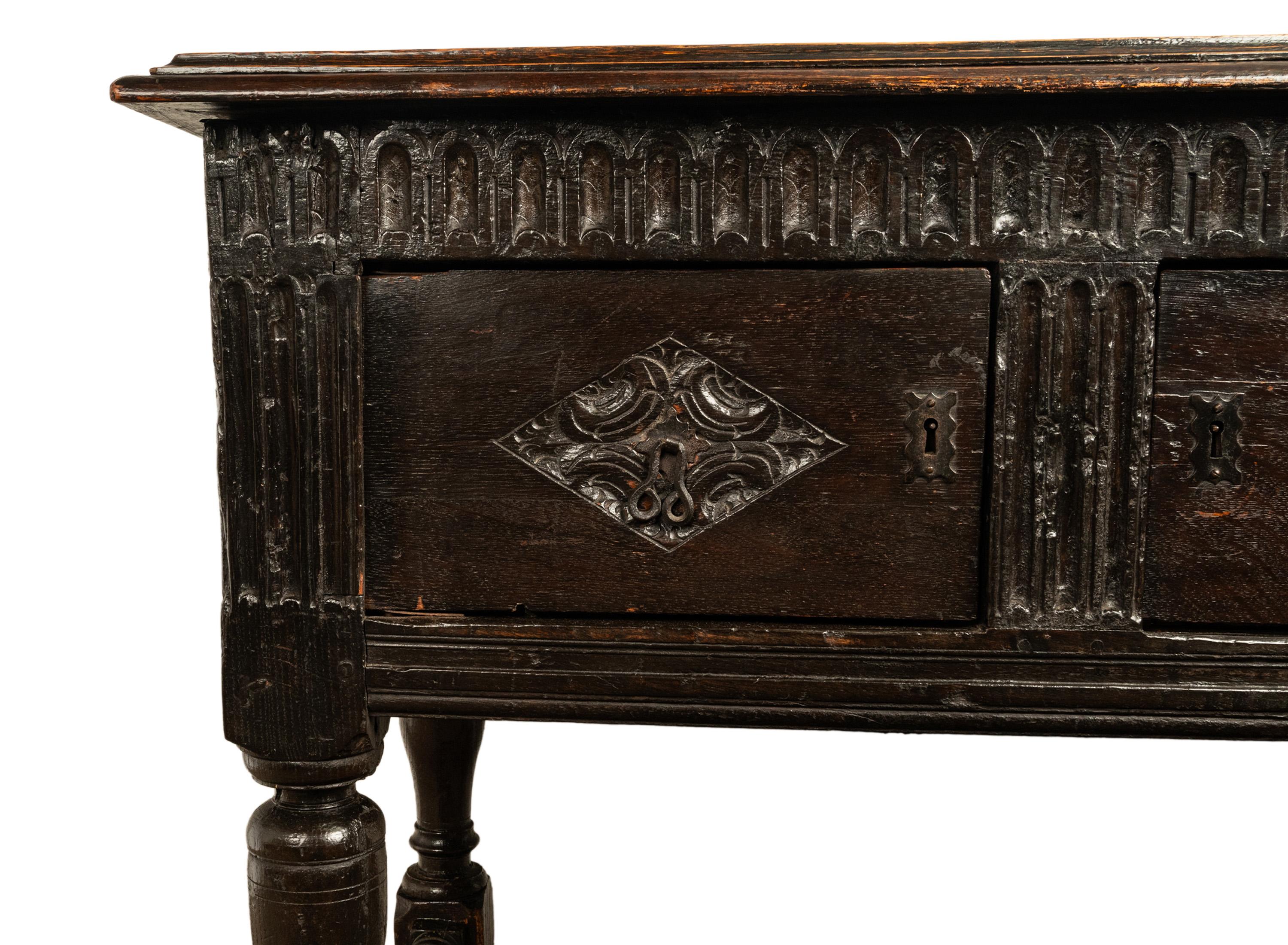 Seltene Antike James I Jacobean geschnitzt Eiche Beistelltisch Sideboard Cupboard 1620 im Angebot 6