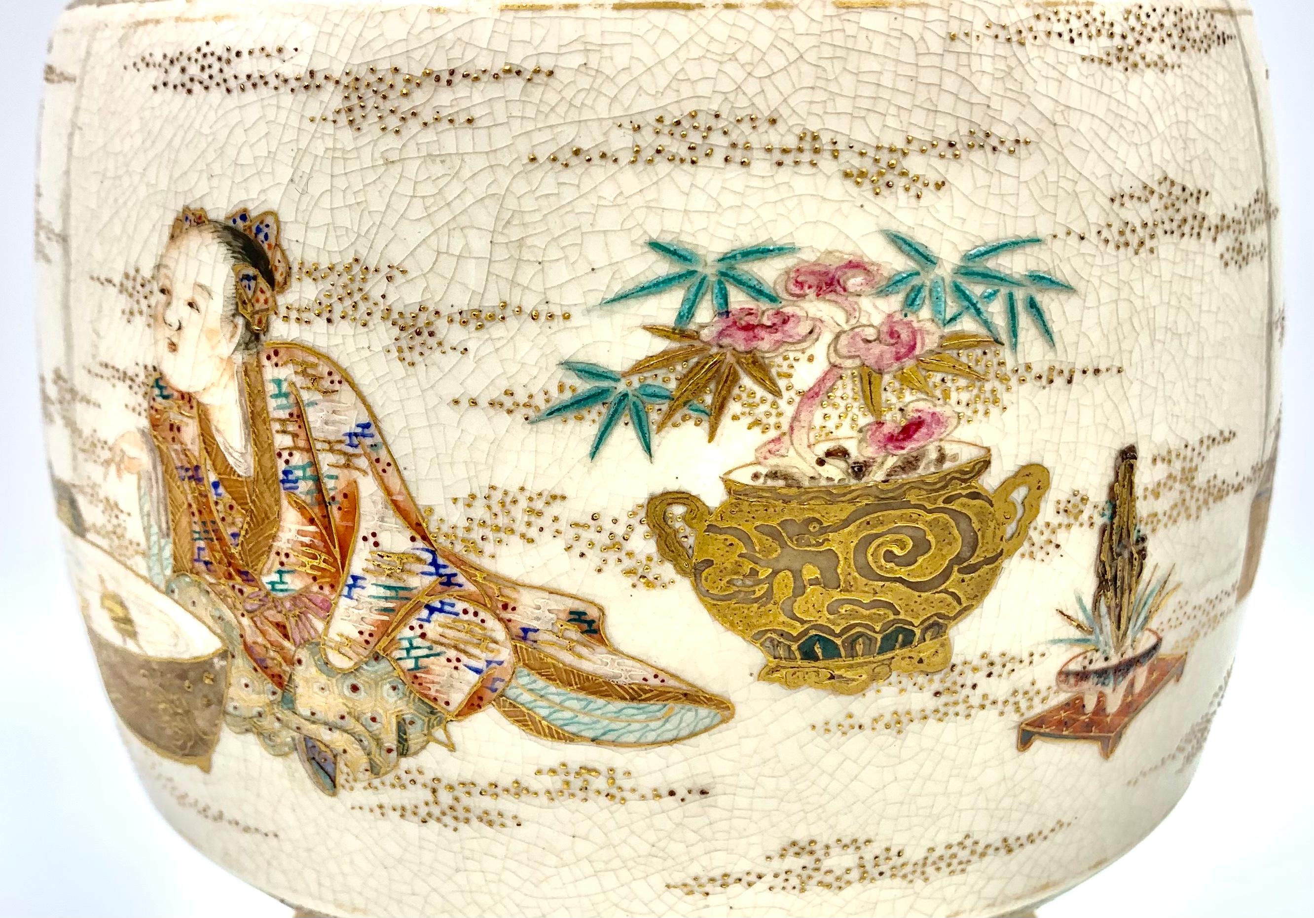 Rare Antique Japanese Satsuma Vase with Scenes of Figures, Turtle Basin, Reading In Good Condition For Sale In New York, NY