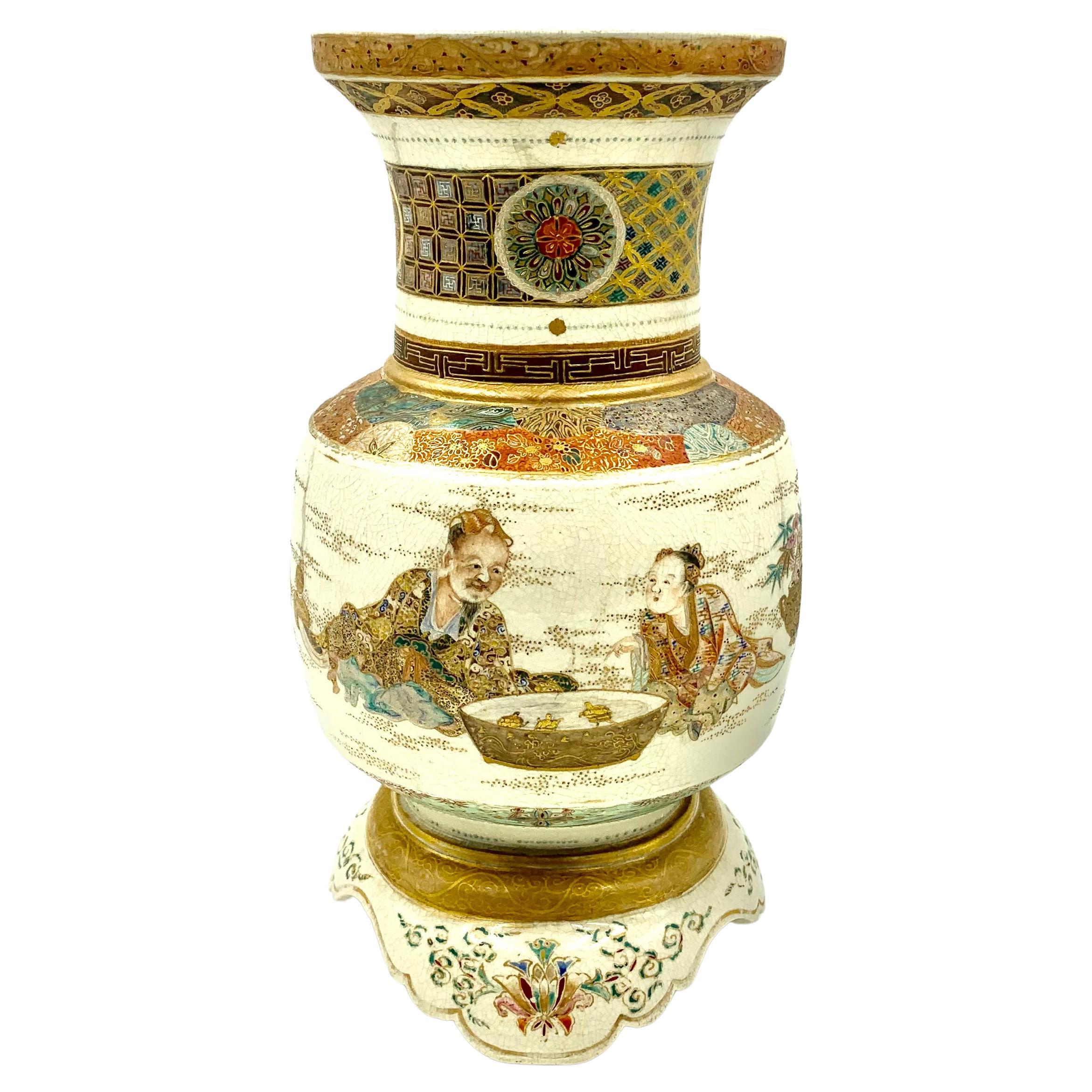 Rare Antique Japanese Satsuma Vase with Scenes of Figures, Turtle Basin, Reading For Sale