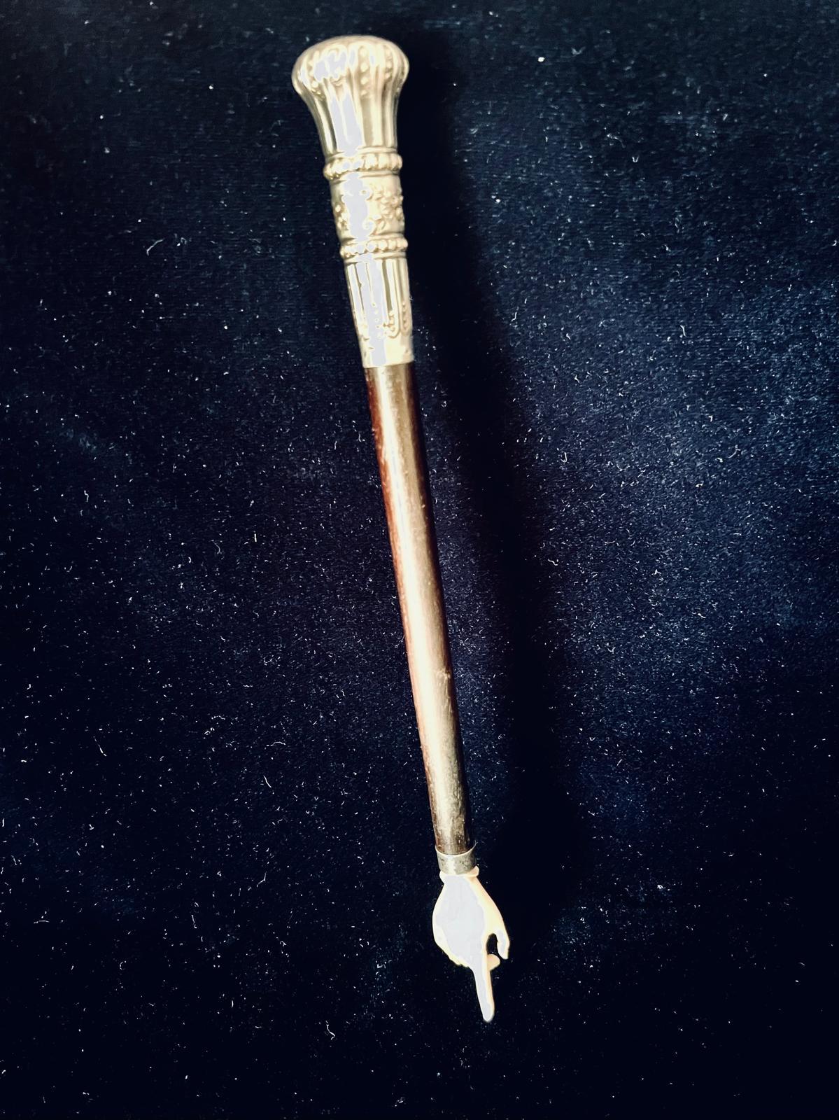Rare Antique Judaica Torah Pointer/Yad Germany 1900 In Good Condition For Sale In Doha, QA