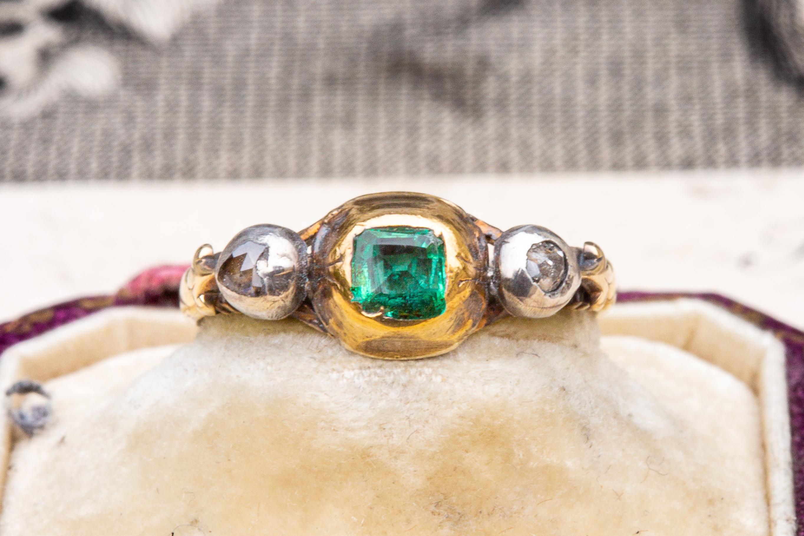 Rare Antique Late 18th Century Emerald and Diamond Georgian Trilogy Ring 4