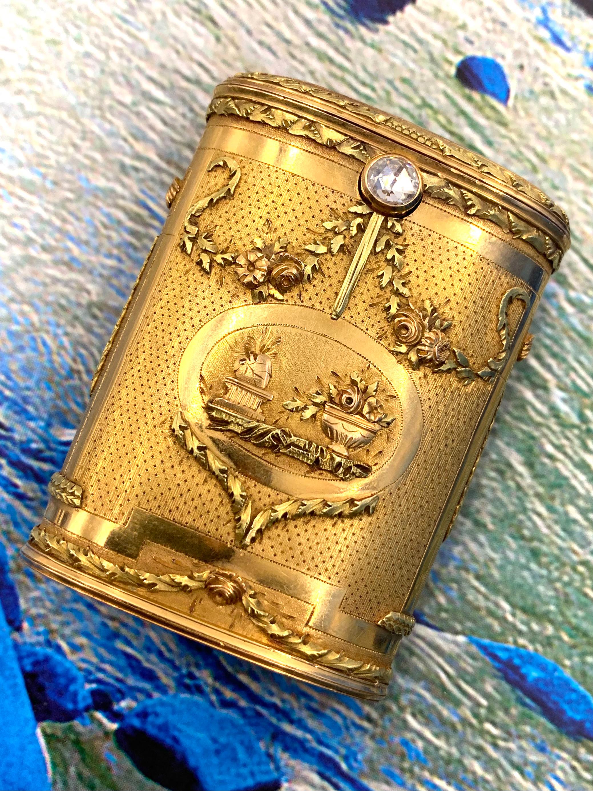 Seltene lateinamerikanische ovale Schatulle in Museumsqualität aus dreifarbigem Gold und Diamanten mit dem Motiv 