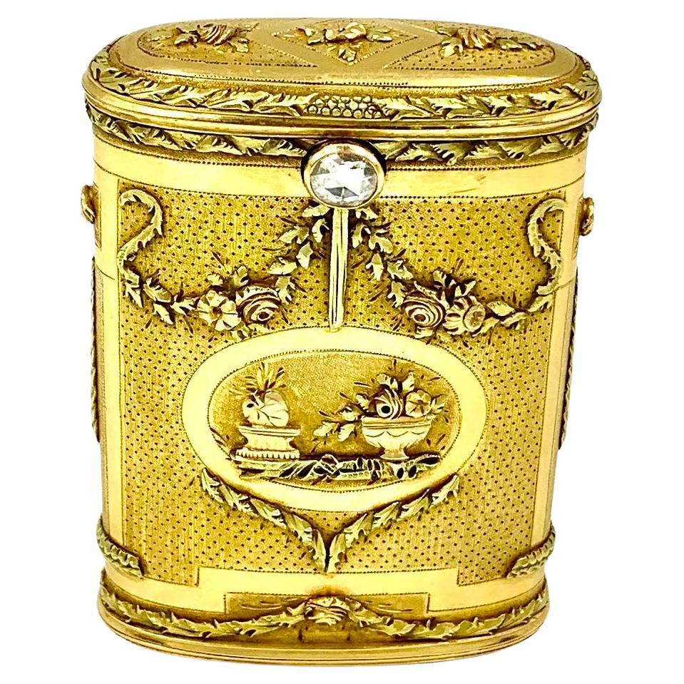 Rare boîte ovale ancienne Allégorie de l'amour en or 18 carats à trois couleurs et diamants, vers 1800 en vente
