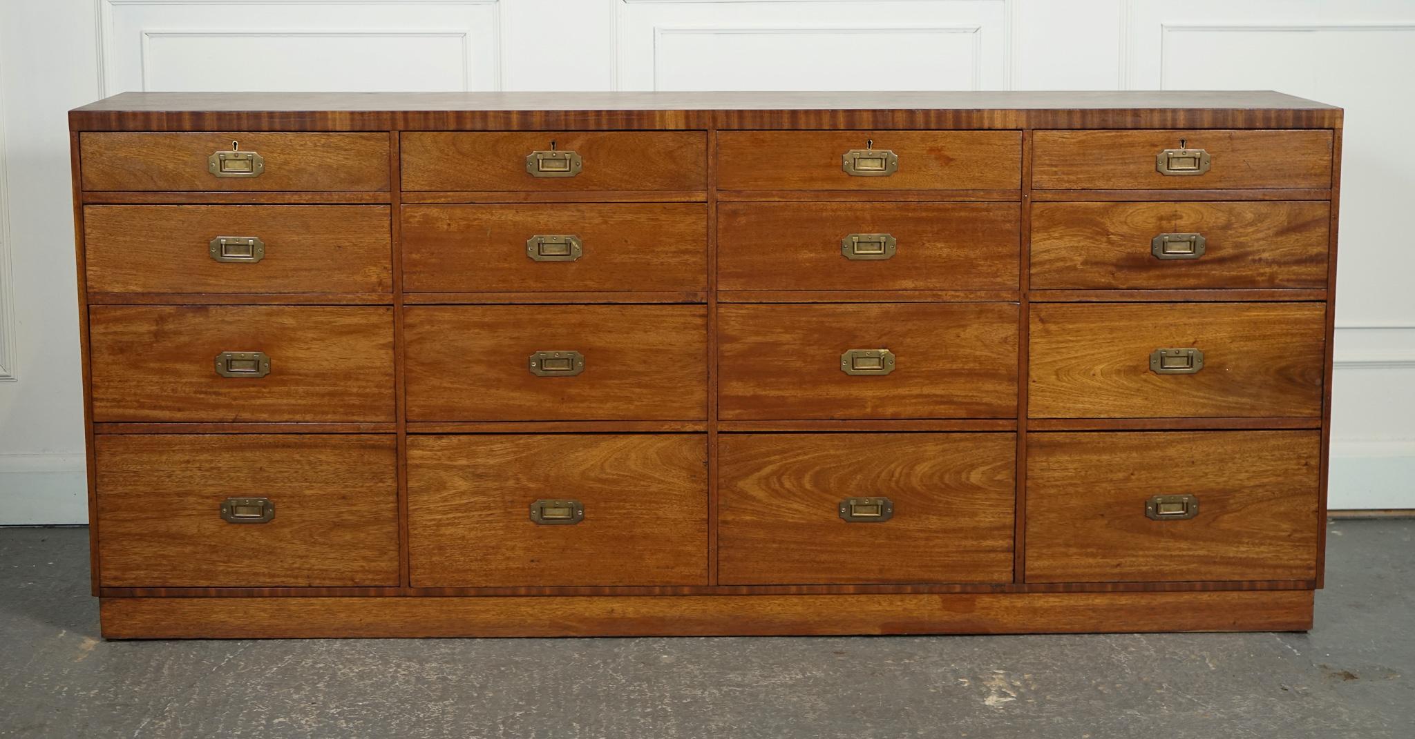 Noce RARE ANTICHE CAMPAGNE MILITARI MERCHANTS COUNTER SiDEBOARD GRADUATED DRAWERS in vendita