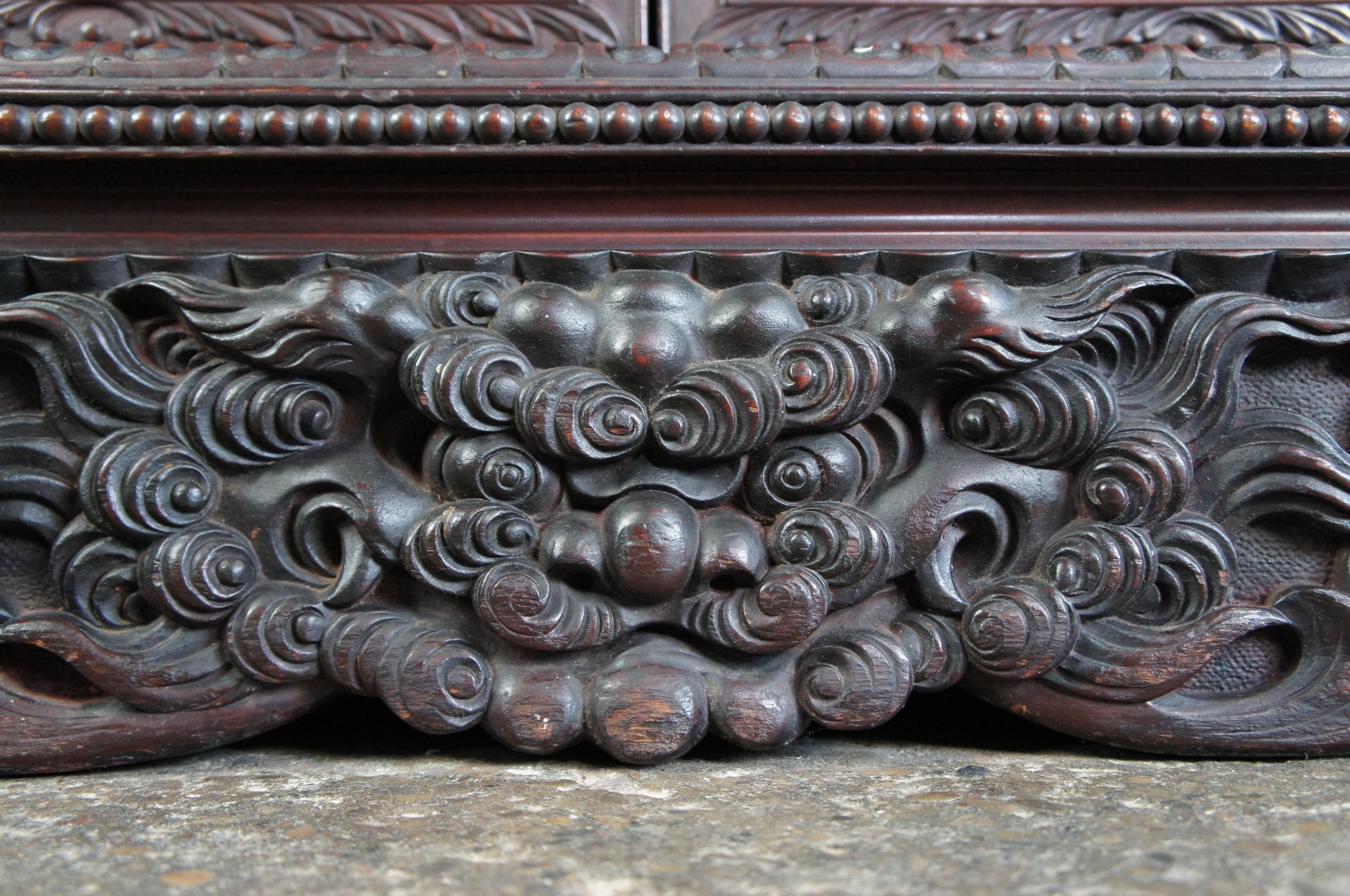 Rare Antique Monumental Japanese Imperial Carved Elm Altar Sideboard Console For Sale 12