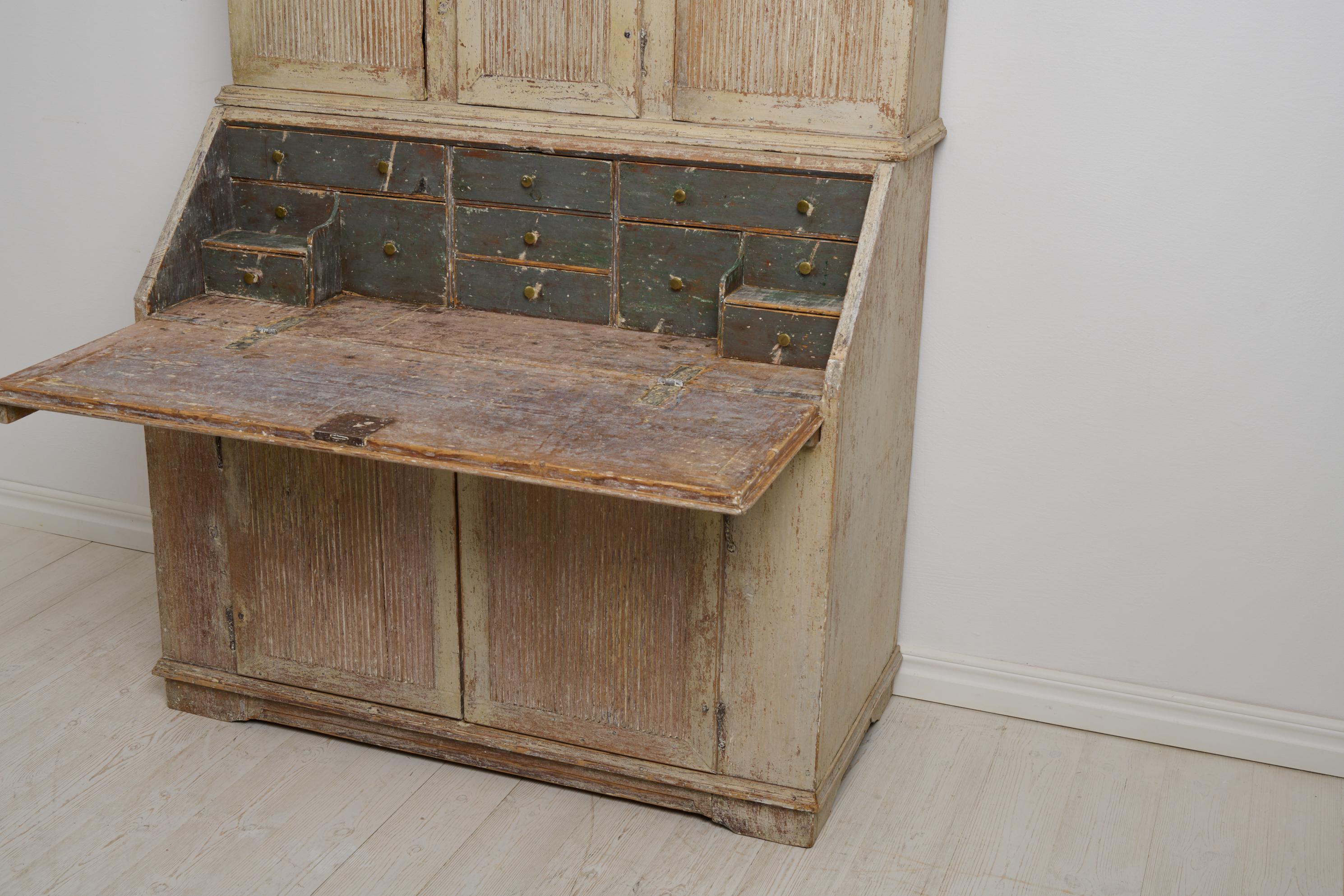 Rare Antique Northern Swedish Secretary Cabinet in Rococo with a Clock For Sale 8