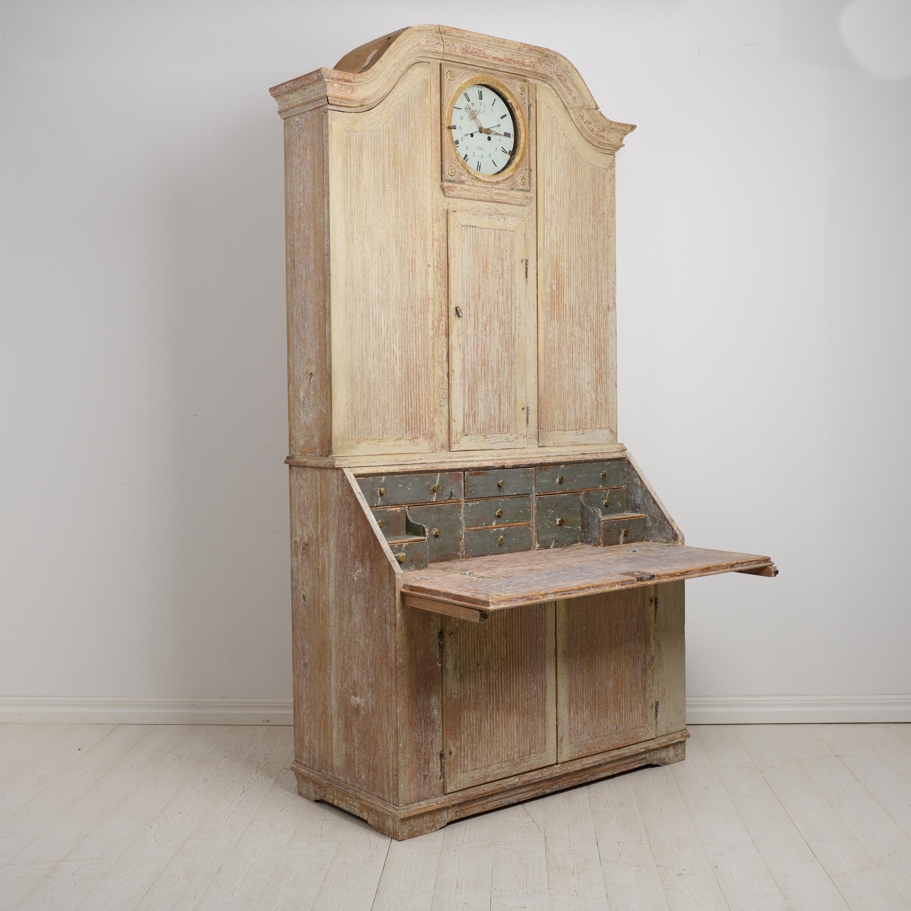 Rare Antique Northern Swedish Secretary Cabinet in Rococo with a Clock For Sale 11